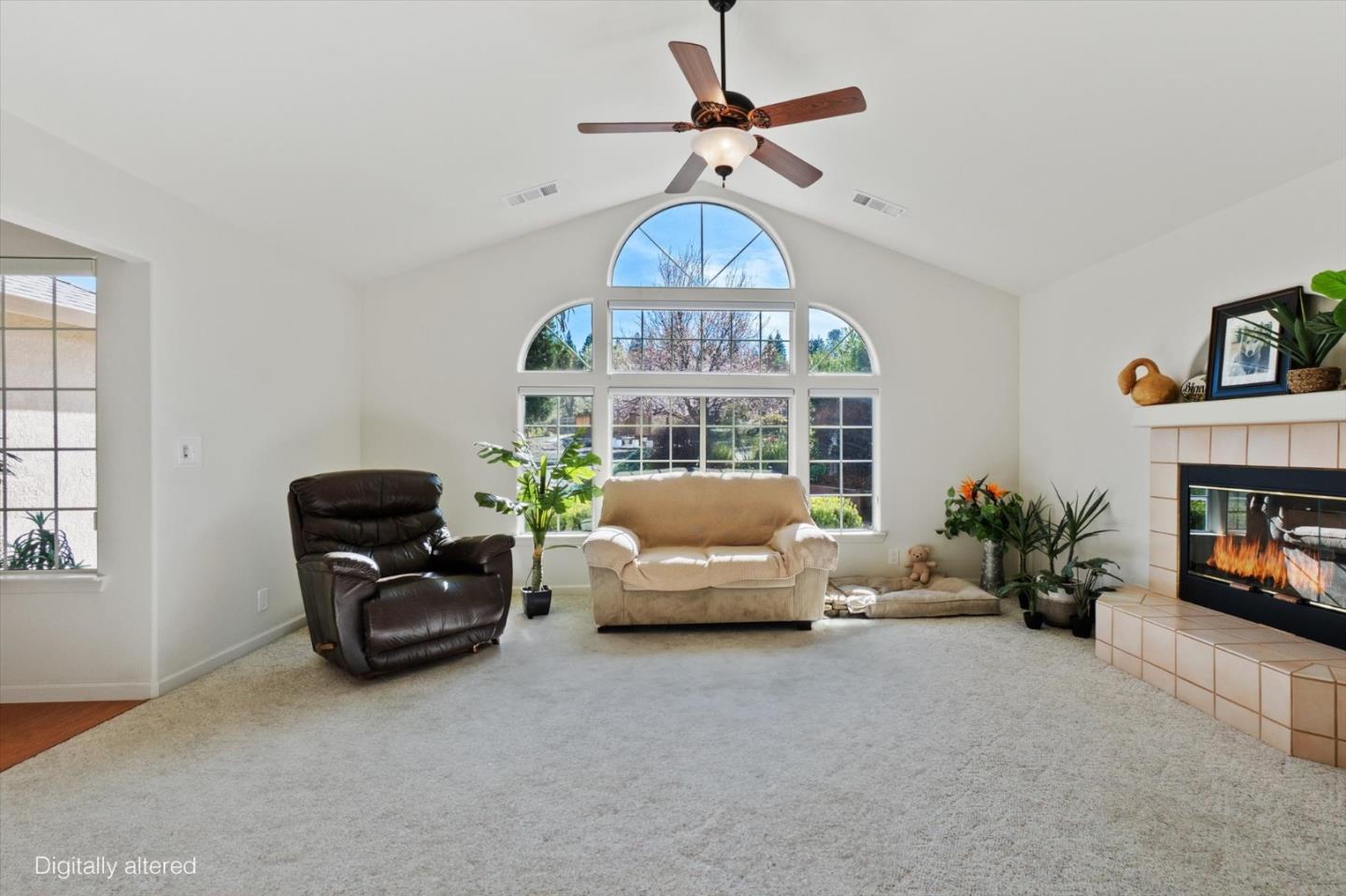 Detail Gallery Image 5 of 57 For 1426 Gladstone Ct, Redding,  CA 96001 - 3 Beds | 2 Baths