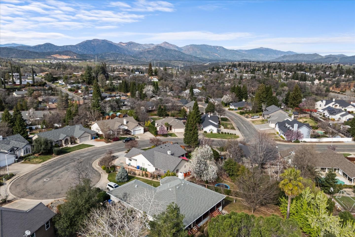 Detail Gallery Image 54 of 57 For 1426 Gladstone Ct, Redding,  CA 96001 - 3 Beds | 2 Baths