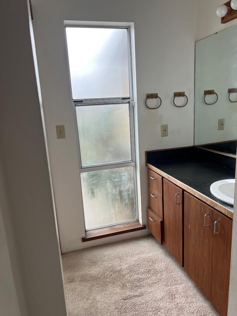 Detail Gallery Image 11 of 41 For 1731 Francis Ct, Belmont,  CA 94002 - 2 Beds | 1/1 Baths