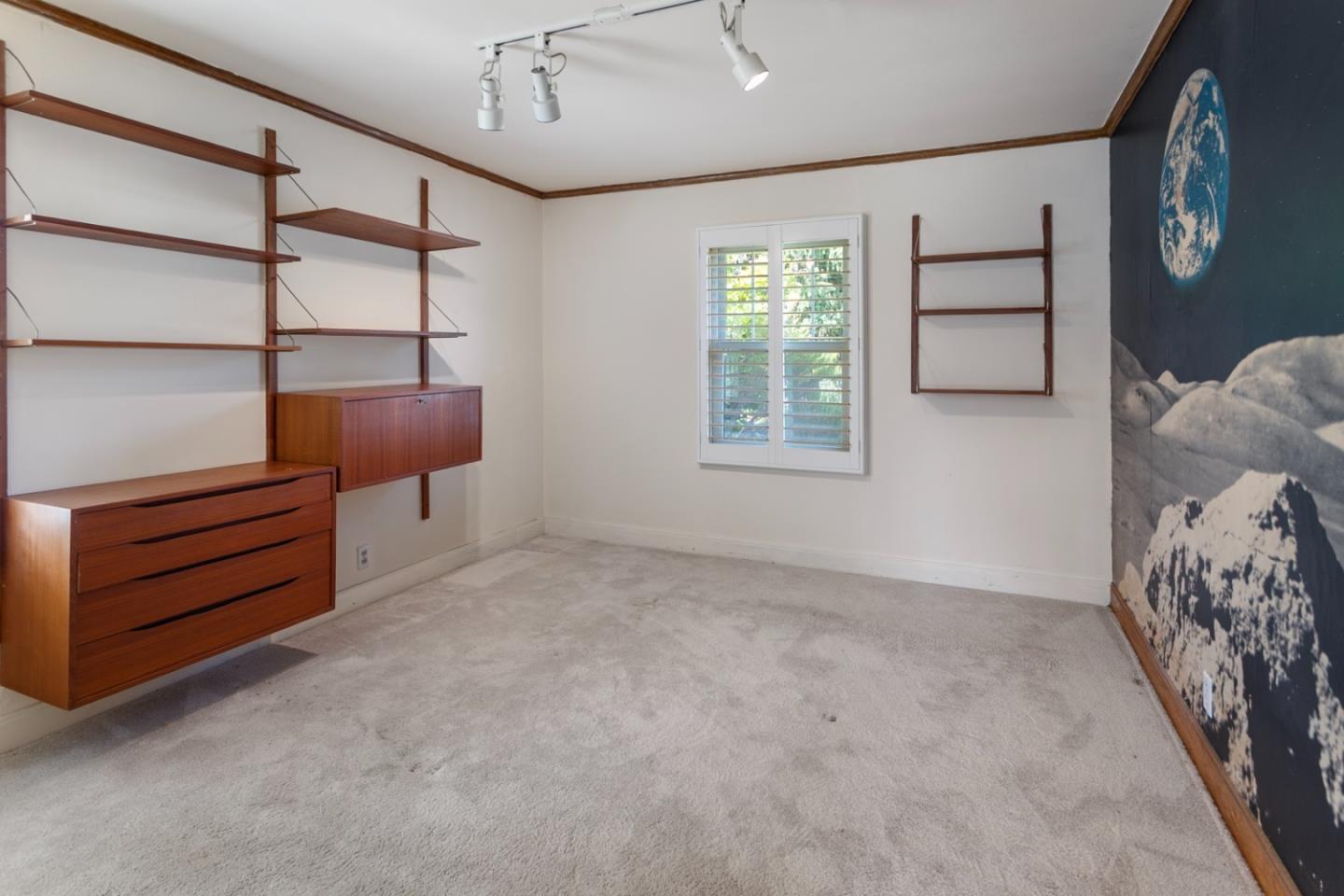 Detail Gallery Image 12 of 41 For 1731 Francis Ct, Belmont,  CA 94002 - 2 Beds | 1/1 Baths