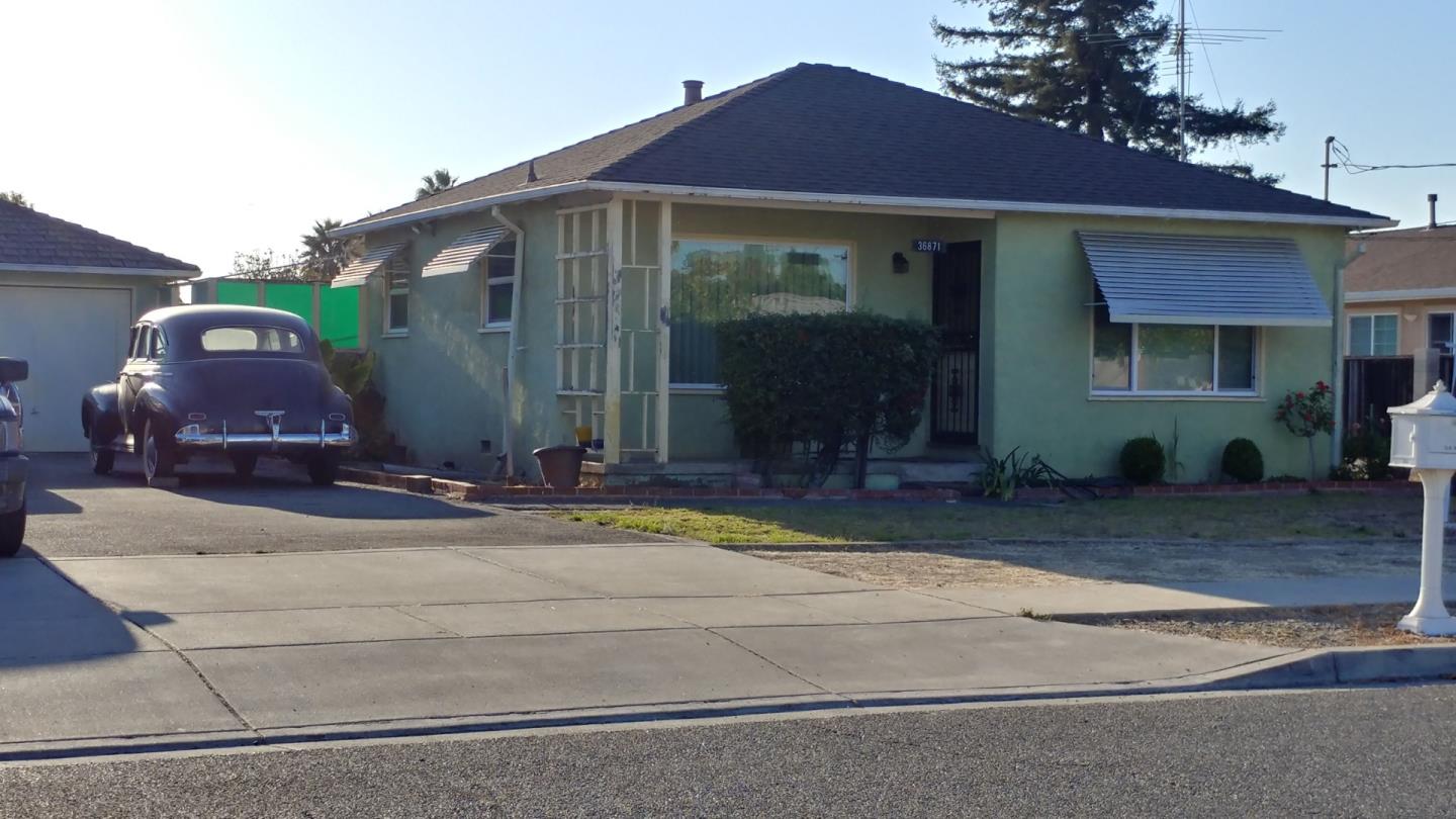 Detail Gallery Image 2 of 14 For 36871 Locust St, Newark,  CA 94560 - 2 Beds | 1/1 Baths