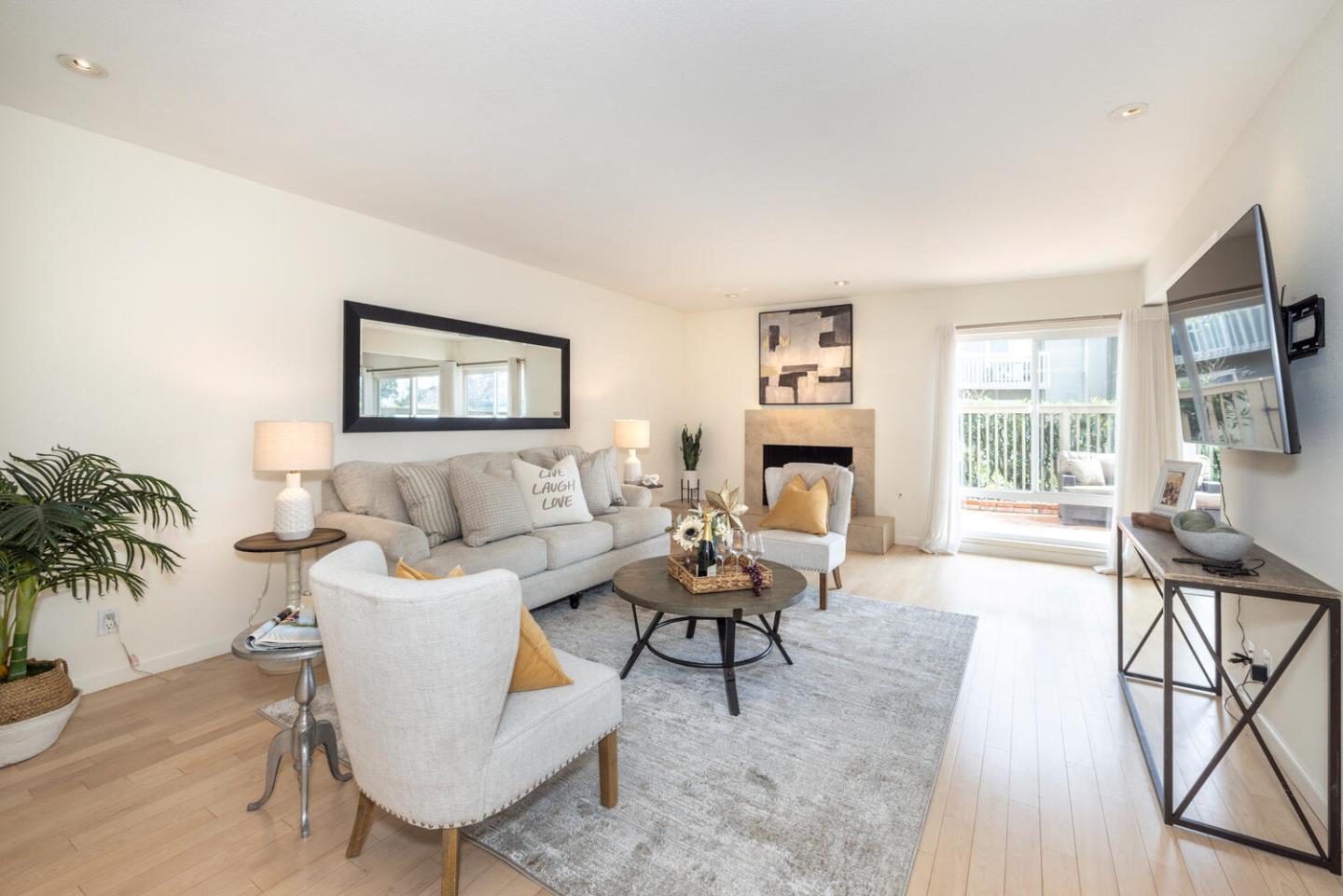 Photo #5: ML82036424 Listing: Photo #5