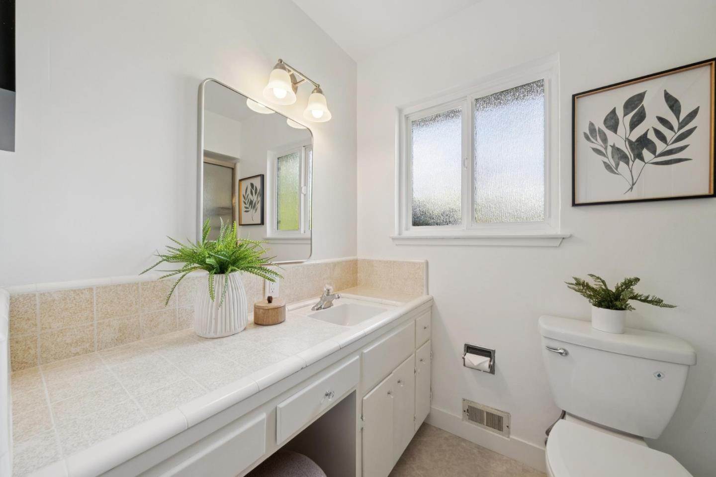 Detail Gallery Image 31 of 65 For 12135 Country Squire Way, Saratoga,  CA 95070 - 4 Beds | 2 Baths