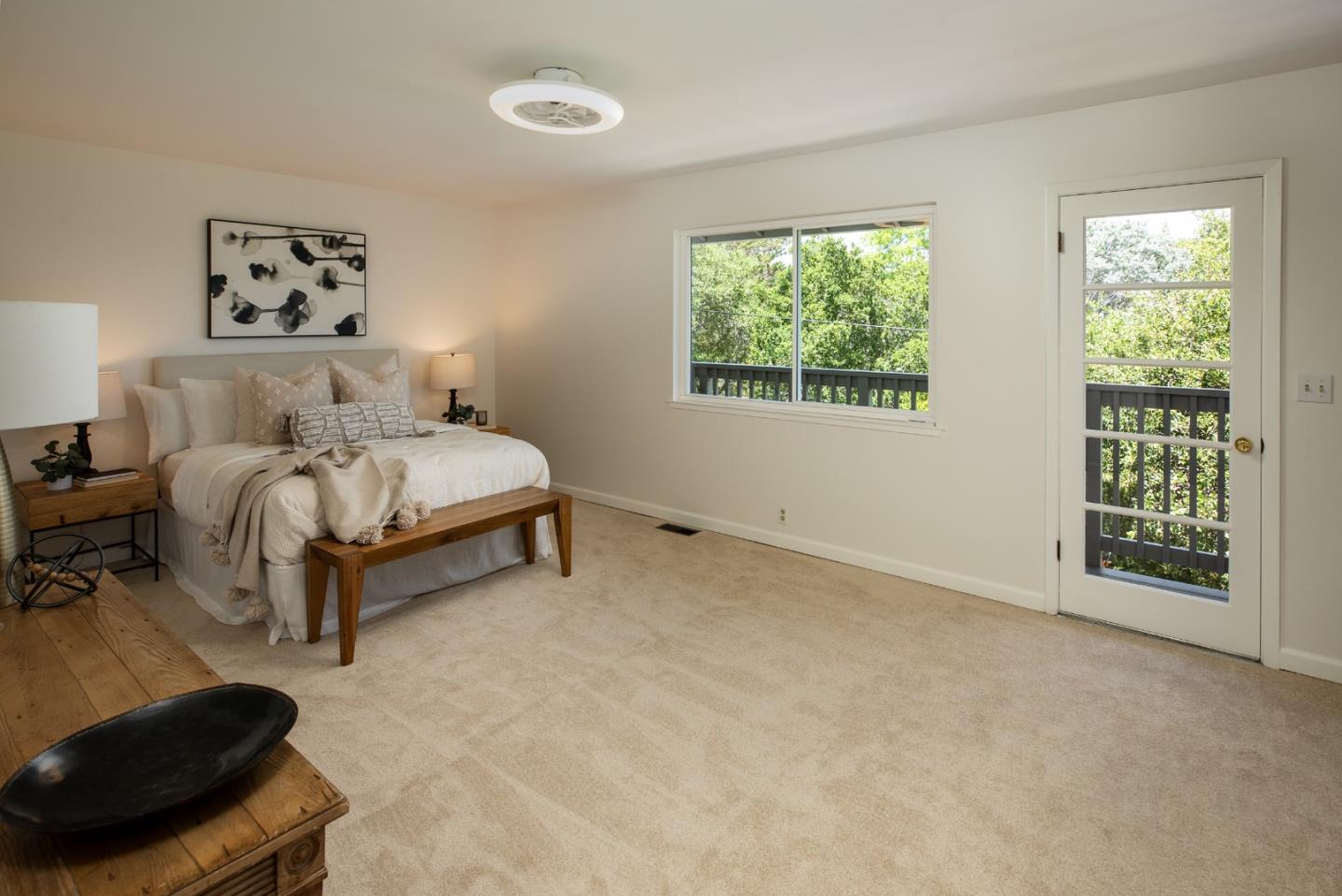 Detail Gallery Image 10 of 26 For 2910 Sherwood Dr, San Carlos,  CA 94070 - 3 Beds | 3 Baths