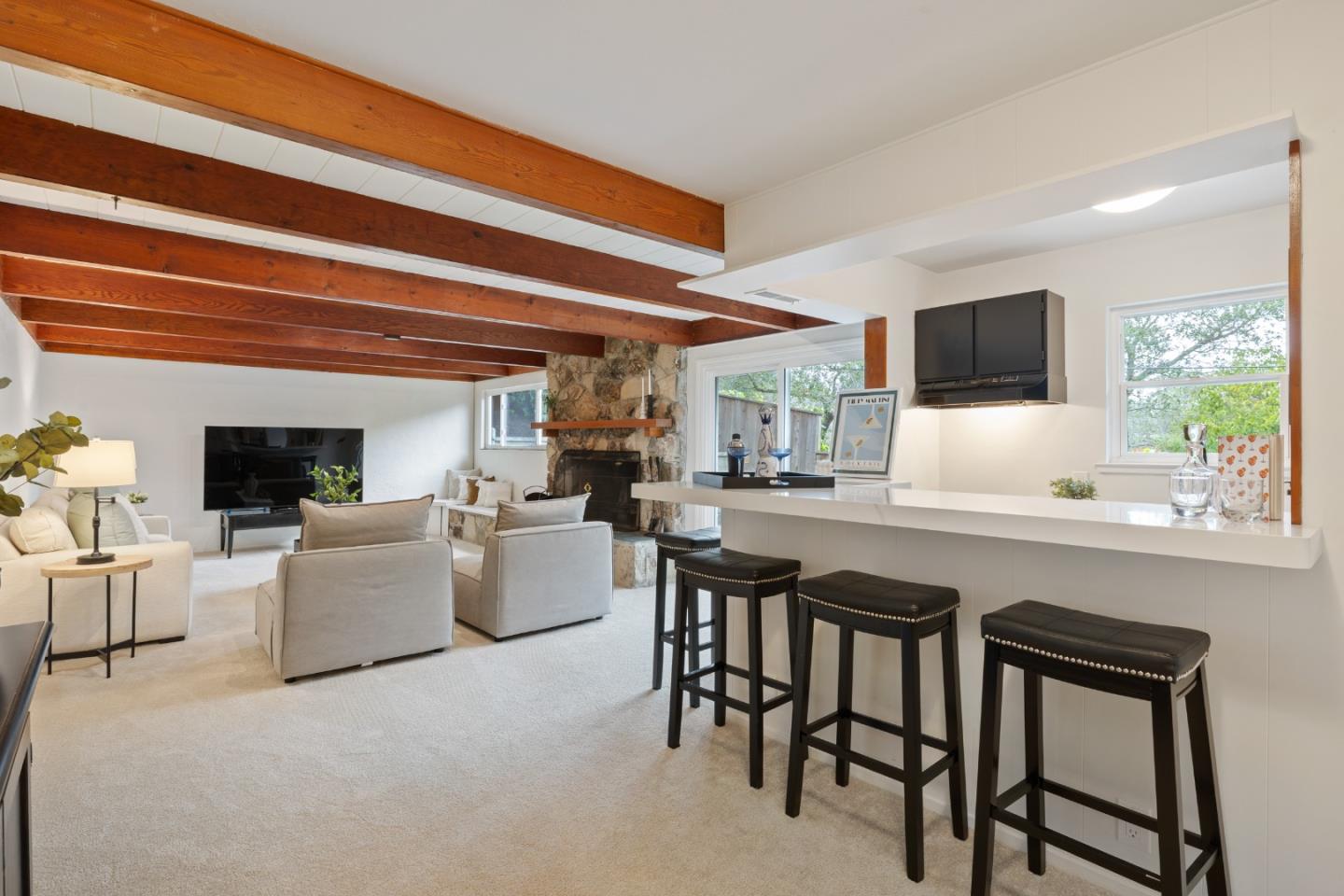 Detail Gallery Image 18 of 26 For 2910 Sherwood Dr, San Carlos,  CA 94070 - 3 Beds | 3 Baths