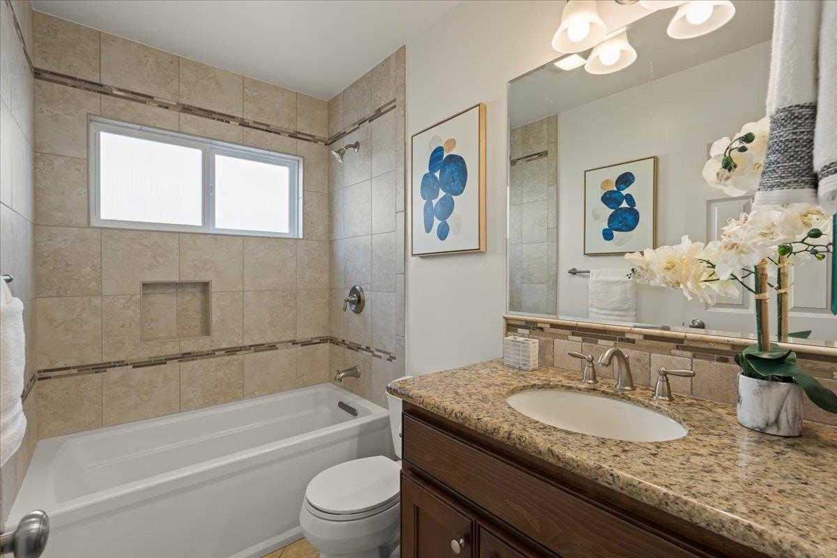 Detail Gallery Image 16 of 21 For 3689 Woodford Dr, San Jose,  CA 95124 - 3 Beds | 2 Baths