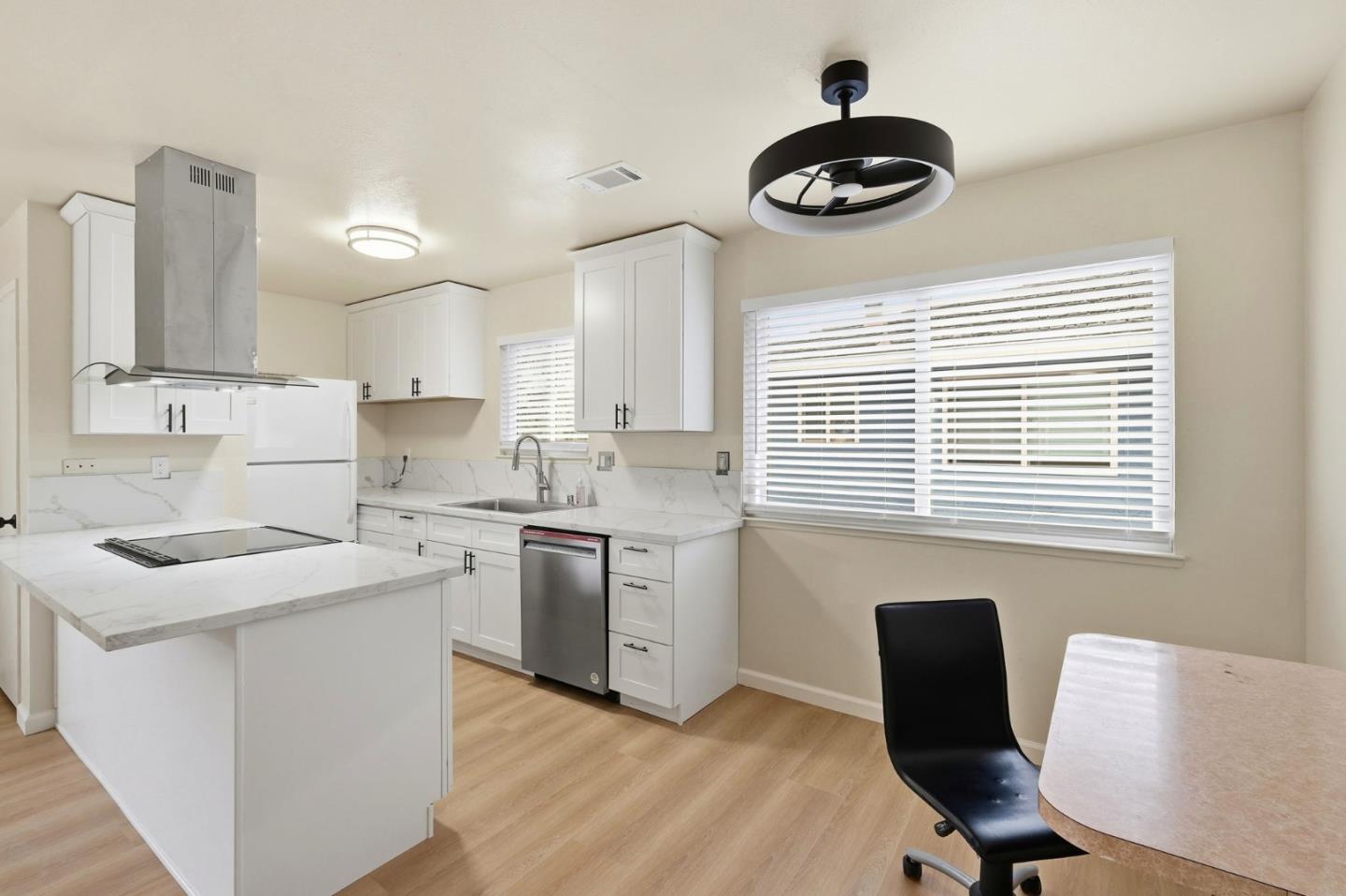 Detail Gallery Image 13 of 25 For 4355 Jade St #4,  Capitola,  CA 95010 - 2 Beds | 1 Baths