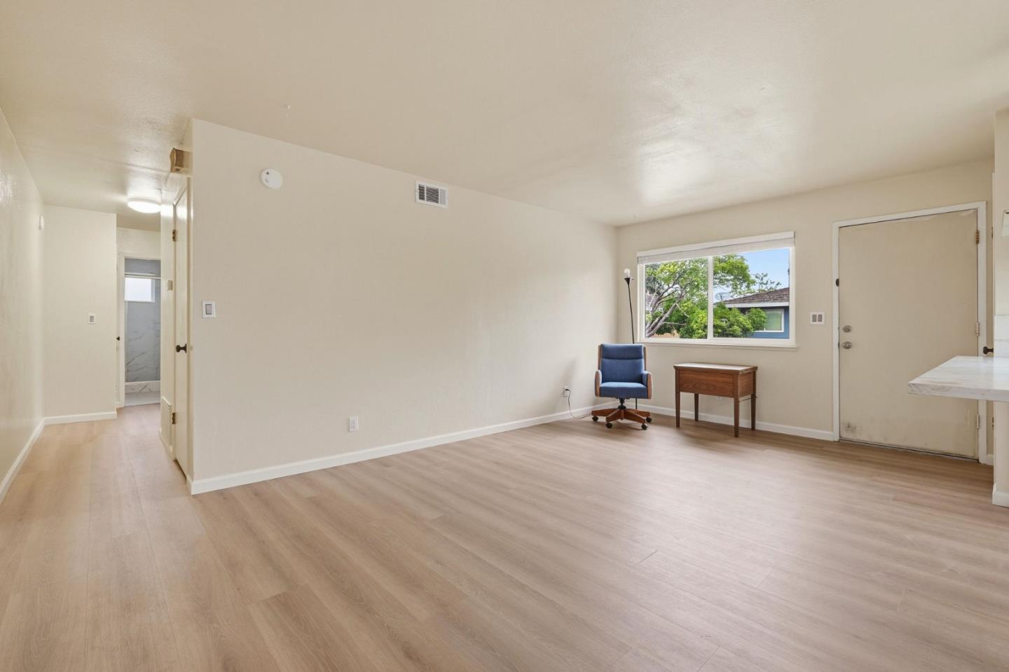 Detail Gallery Image 7 of 25 For 4355 Jade St #4,  Capitola,  CA 95010 - 2 Beds | 1 Baths