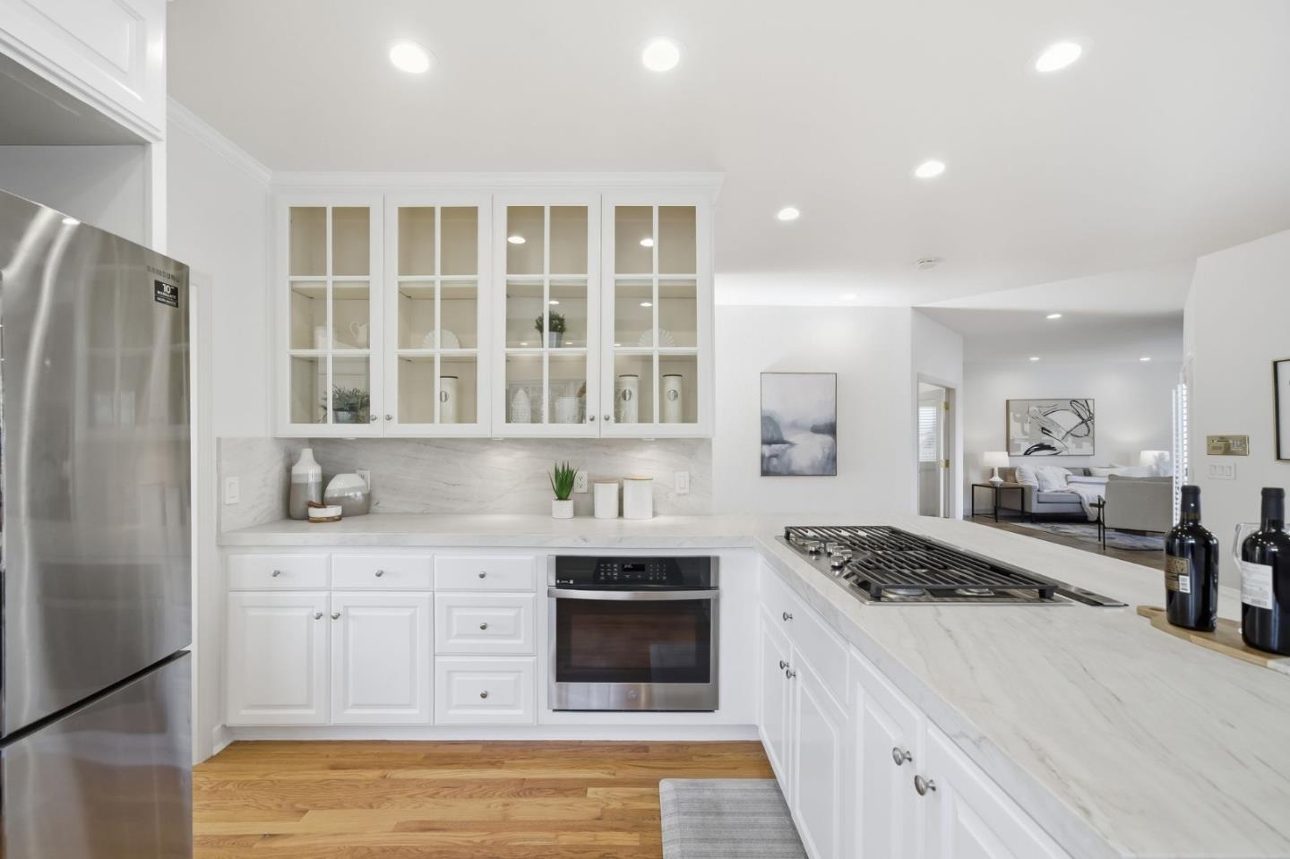 Detail Gallery Image 10 of 45 For 664 Morse St, San Jose,  CA 95126 - 4 Beds | 3 Baths