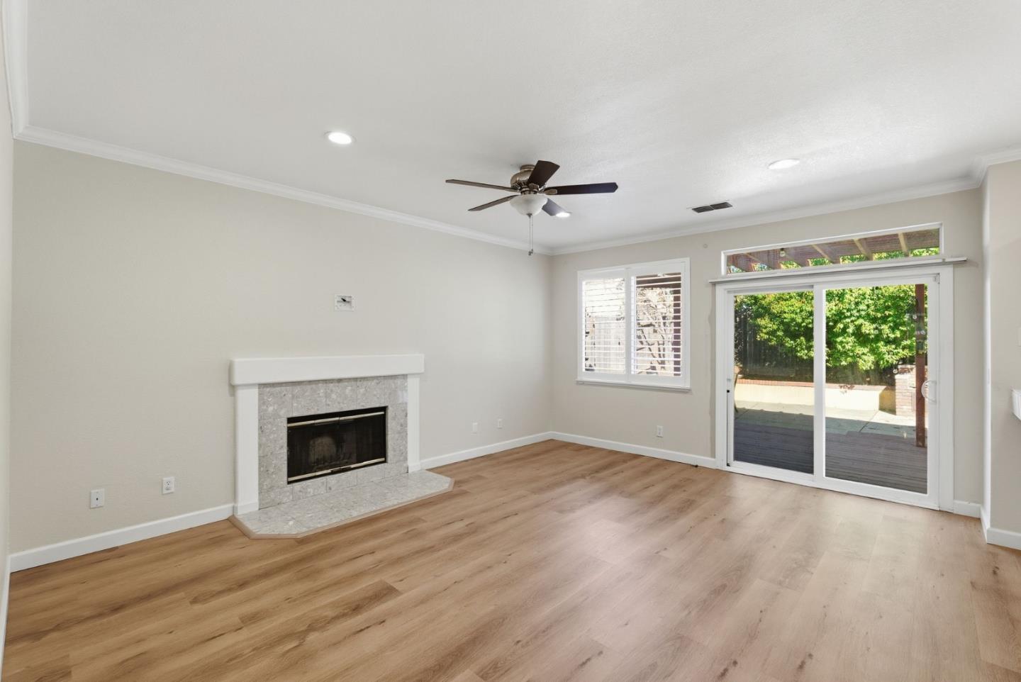 Detail Gallery Image 18 of 42 For 113 Derry Ct, Vacaville,  CA 95688 - 4 Beds | 2/1 Baths