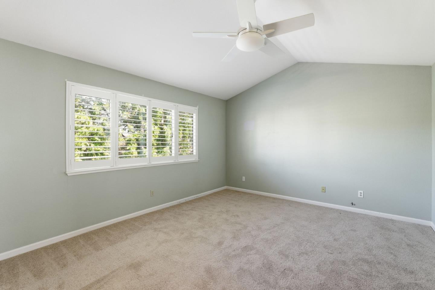 Detail Gallery Image 22 of 42 For 113 Derry Ct, Vacaville,  CA 95688 - 4 Beds | 2/1 Baths