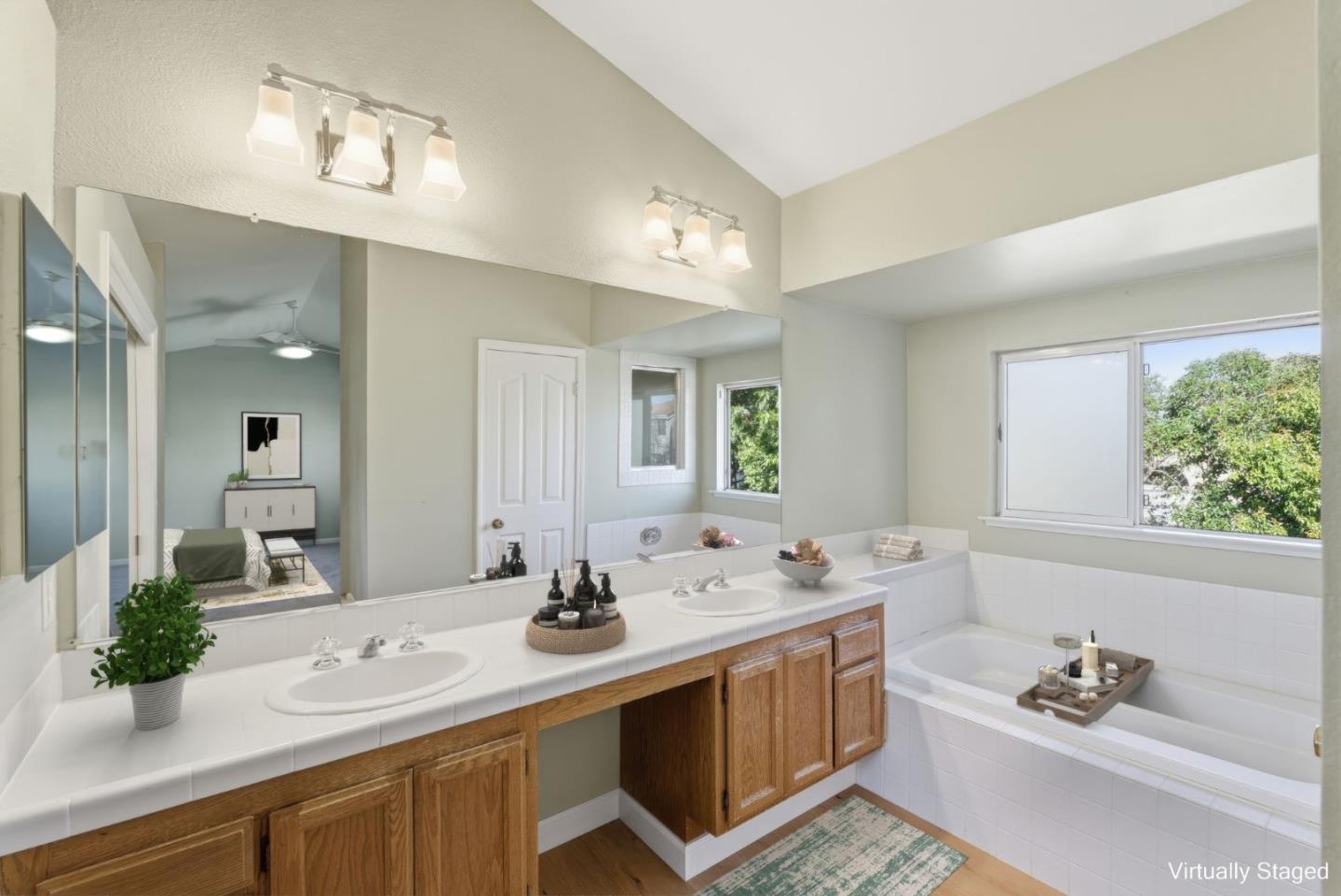 Detail Gallery Image 23 of 42 For 113 Derry Ct, Vacaville,  CA 95688 - 4 Beds | 2/1 Baths