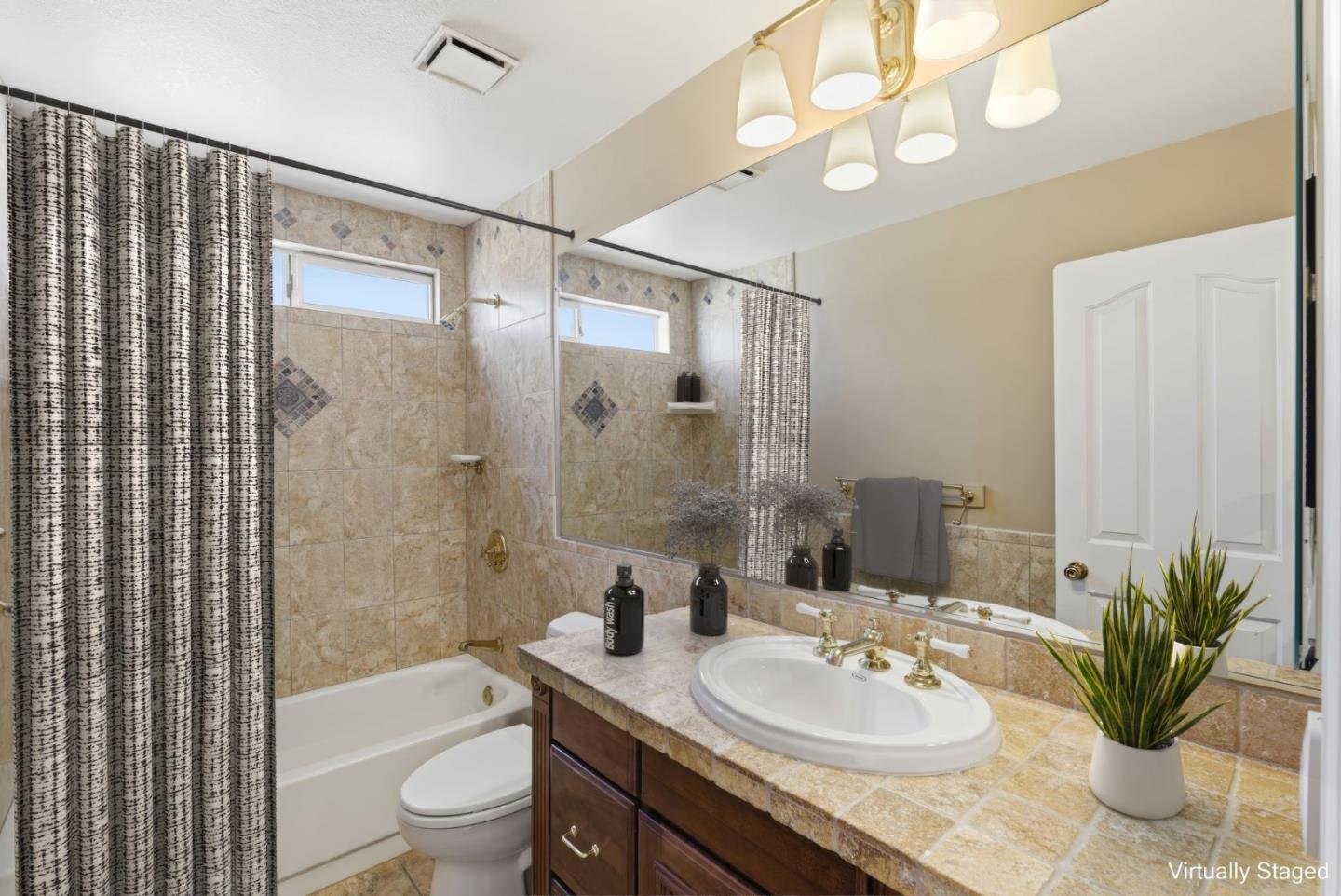 Detail Gallery Image 25 of 42 For 113 Derry Ct, Vacaville,  CA 95688 - 4 Beds | 2/1 Baths