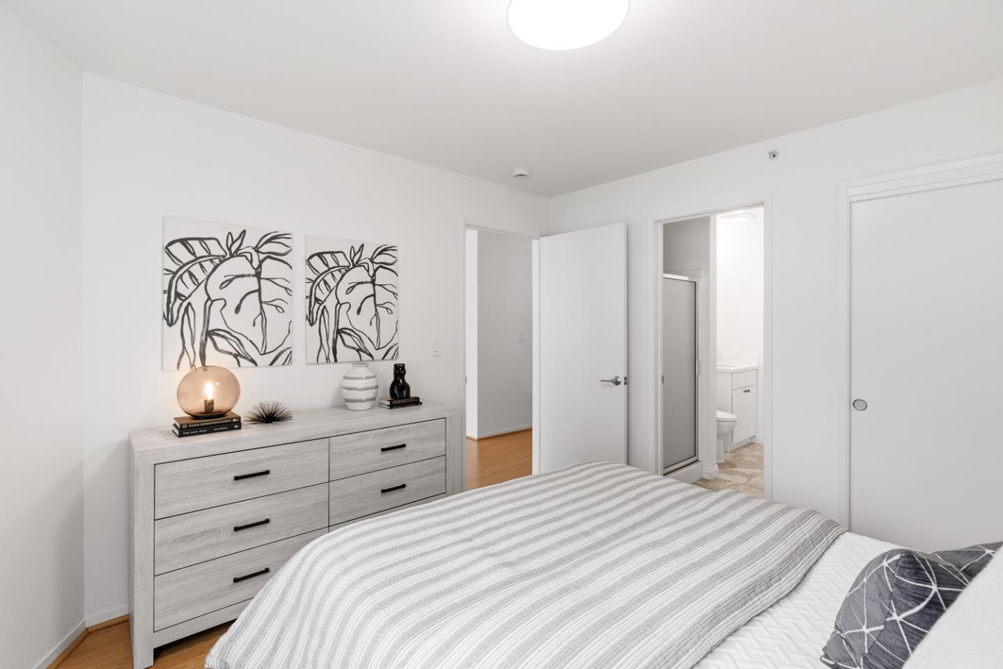 Photo #12: ML82036433 Listing: Photo #12