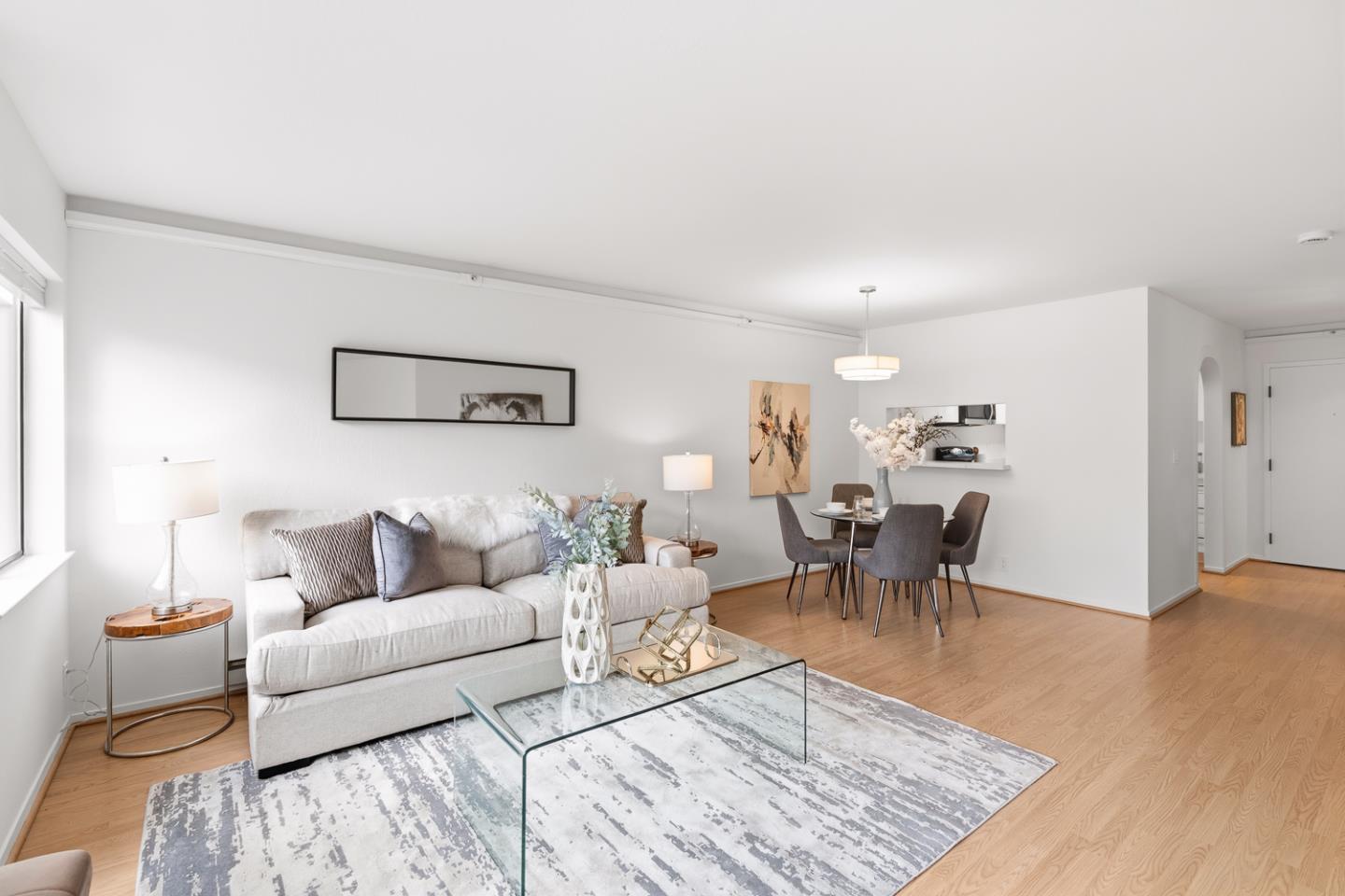 Photo #4: ML82036433 Listing: Photo #4