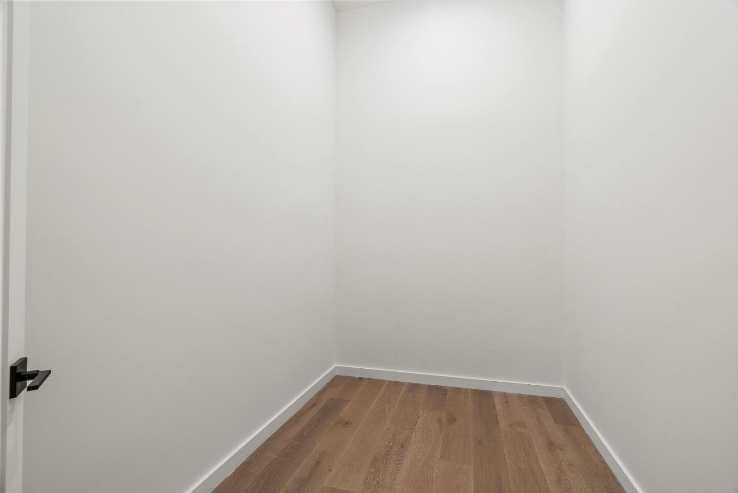 Photo #25: ML82036438 Listing: Photo #25