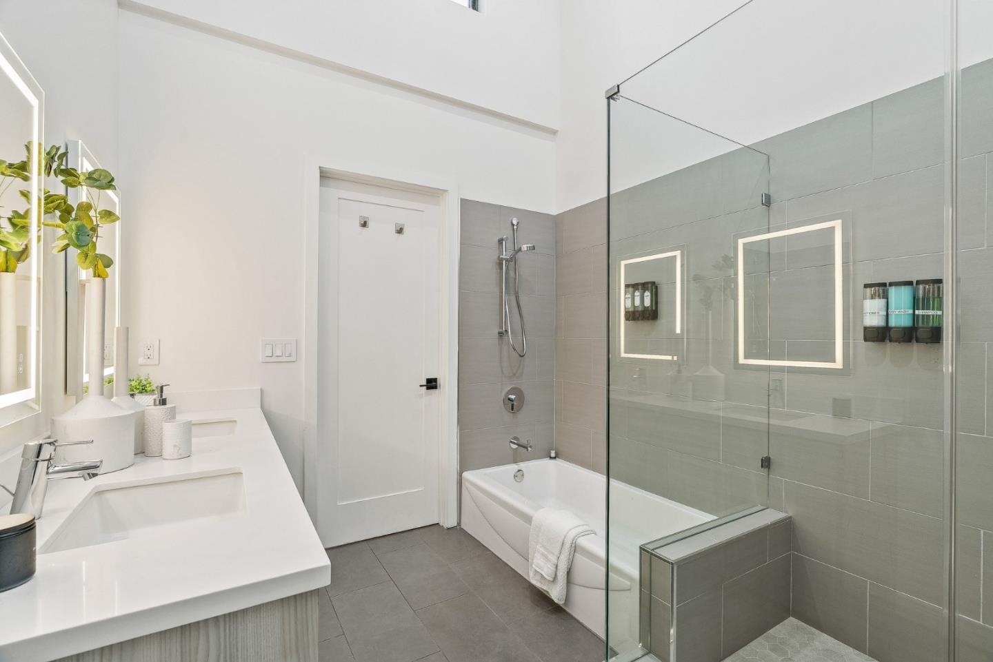 Photo #29: ML82036438 Listing: Photo #29