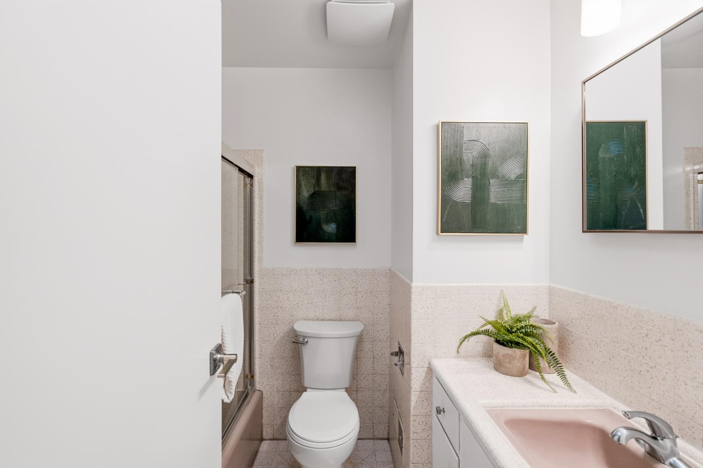 Detail Gallery Image 18 of 39 For 91 Wakefield Ave, Daly City,  CA 94015 - 4 Beds | 3 Baths