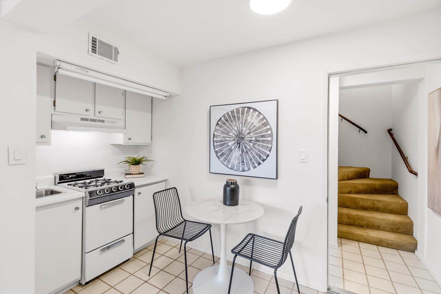 Detail Gallery Image 26 of 39 For 91 Wakefield Ave, Daly City,  CA 94015 - 4 Beds | 3 Baths