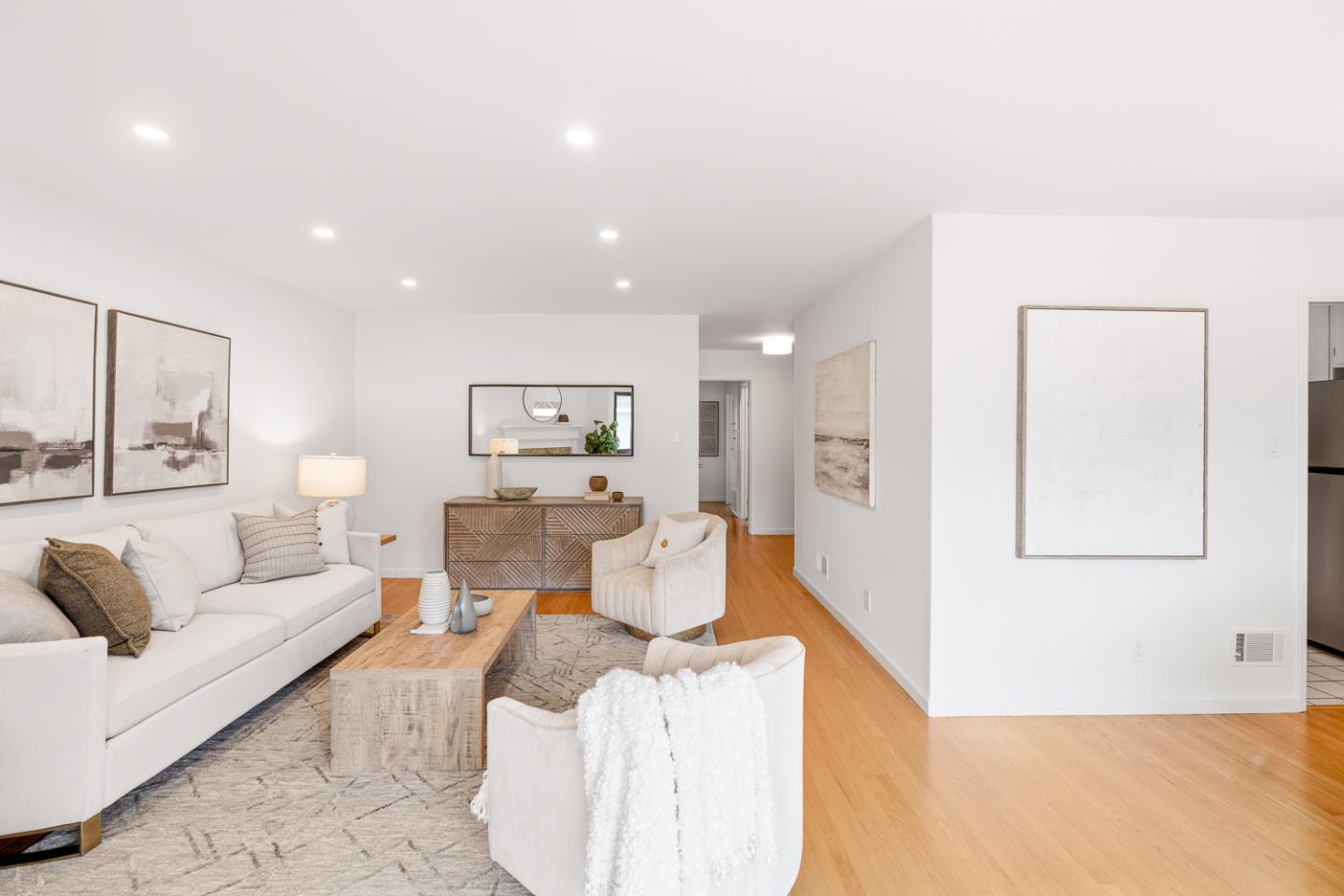 Detail Gallery Image 7 of 39 For 91 Wakefield Ave, Daly City,  CA 94015 - 4 Beds | 3 Baths