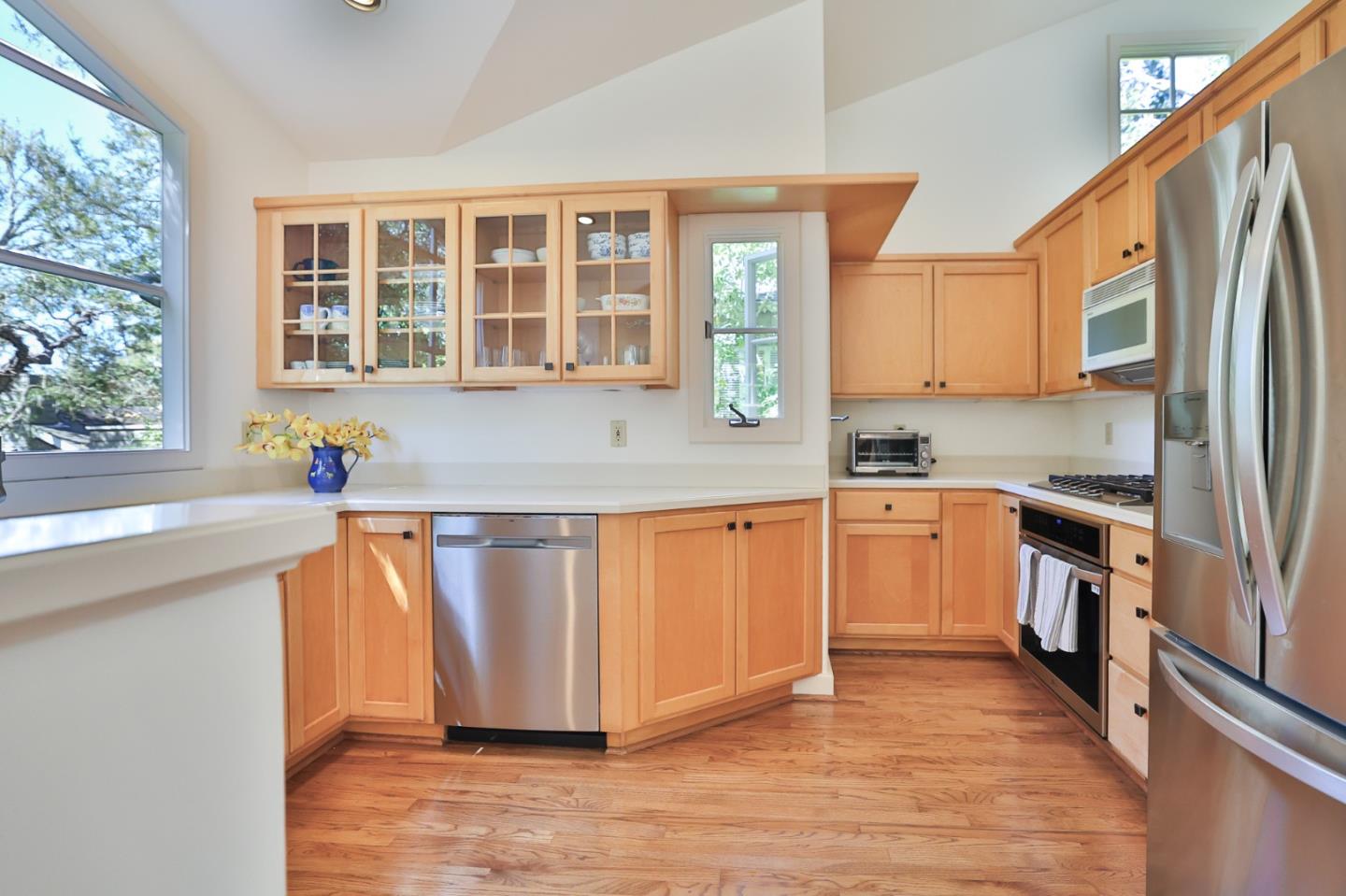 Detail Gallery Image 12 of 22 For 0 Se 4th Ave- 3se of Torres,, Carmel,  CA 93923 - 2 Beds | 2 Baths