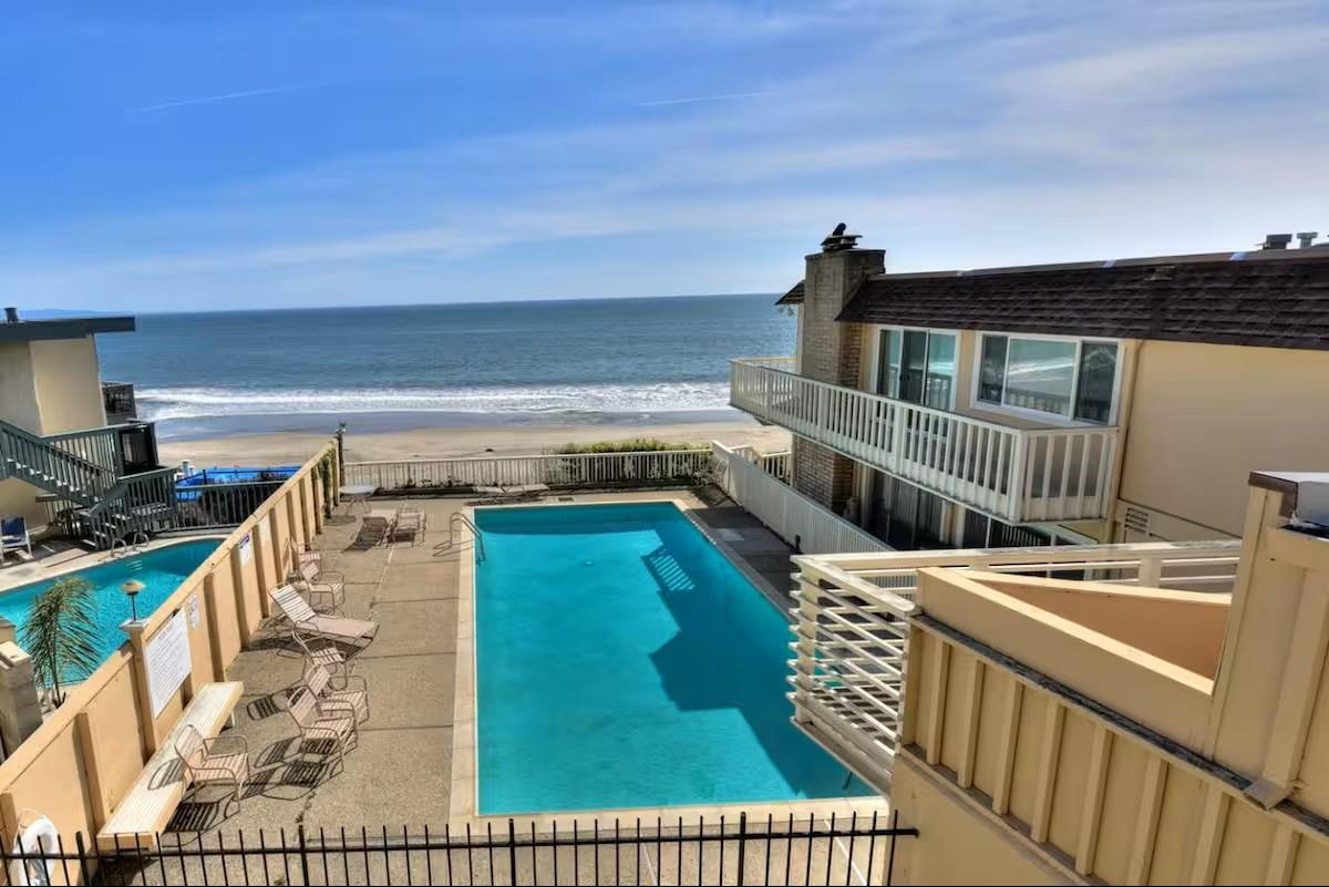 Detail Gallery Image 15 of 25 For 240 Rio Del Mar Blvd #O,  Aptos,  CA 95003 - 3 Beds | 2 Baths