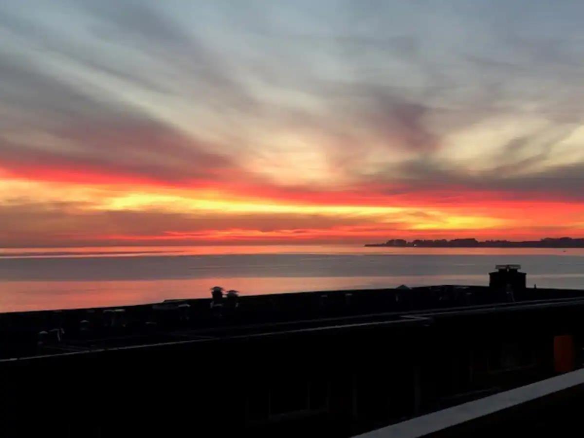 Detail Gallery Image 2 of 25 For 240 Rio Del Mar Blvd #O,  Aptos,  CA 95003 - 3 Beds | 2 Baths