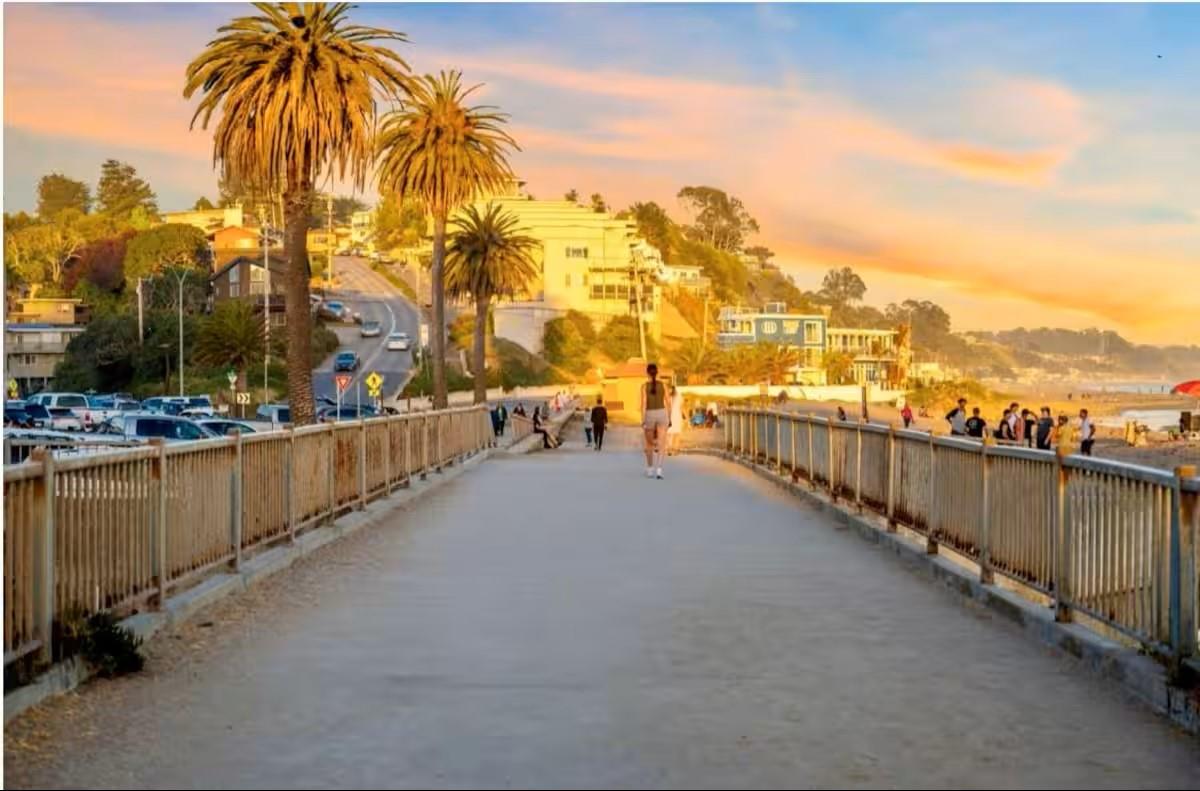 Detail Gallery Image 22 of 25 For 240 Rio Del Mar Blvd #O,  Aptos,  CA 95003 - 3 Beds | 2 Baths