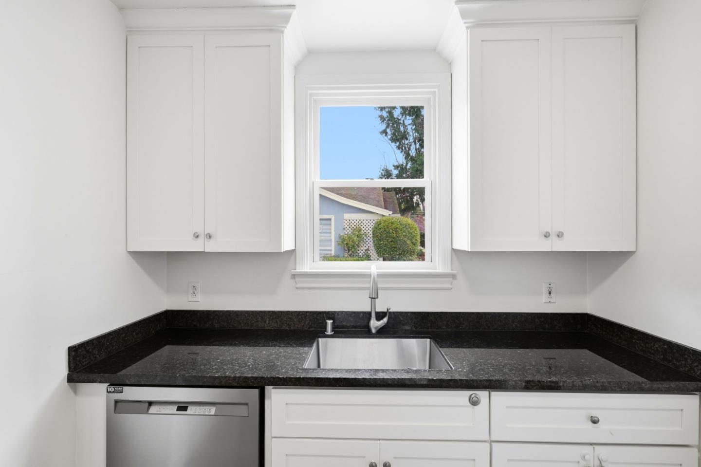 Detail Gallery Image 16 of 57 For 728 Laurel Ave, Burlingame,  CA 94010 - – Beds | – Baths