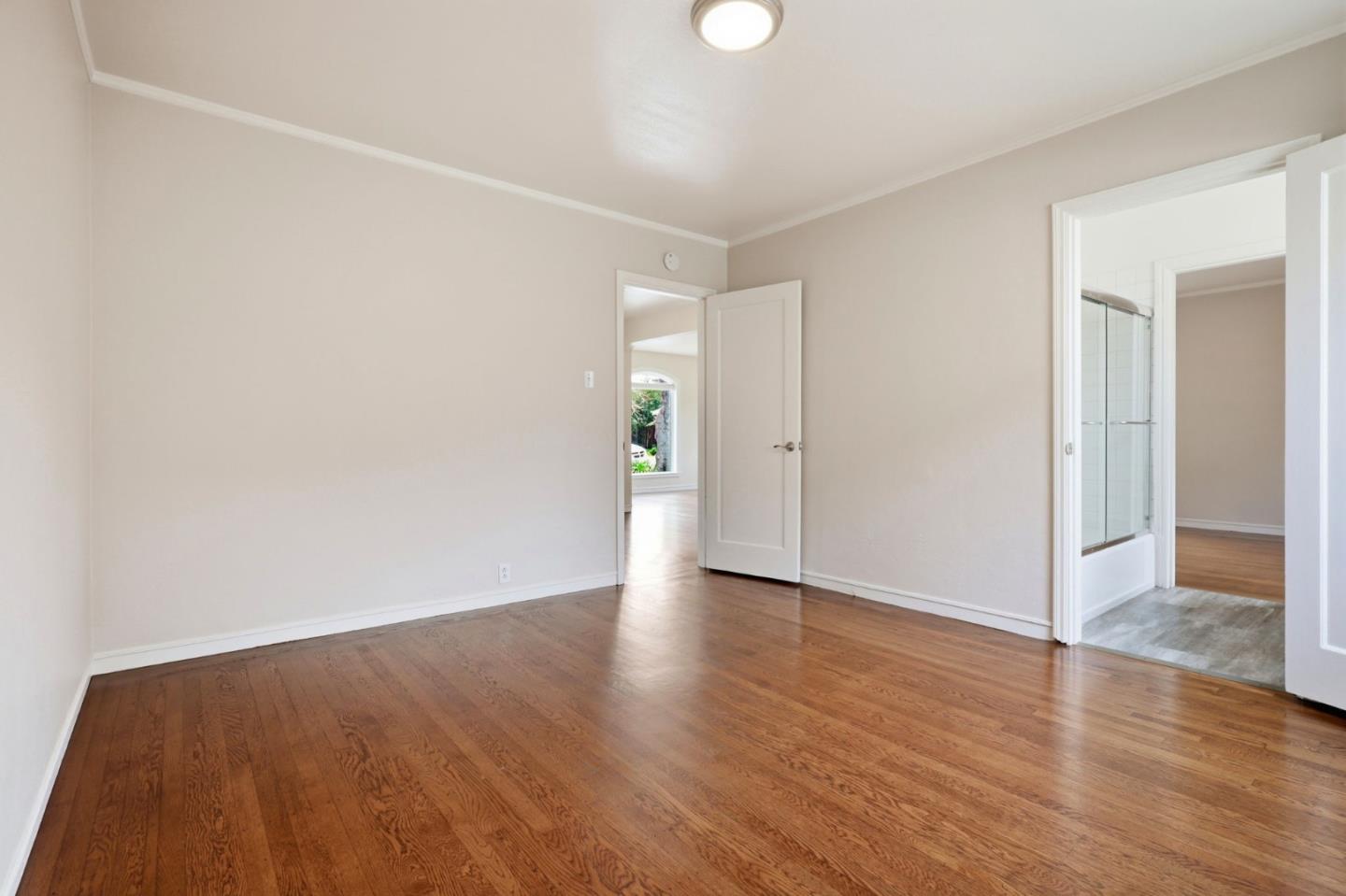 Detail Gallery Image 21 of 57 For 728 Laurel Ave, Burlingame,  CA 94010 - – Beds | – Baths