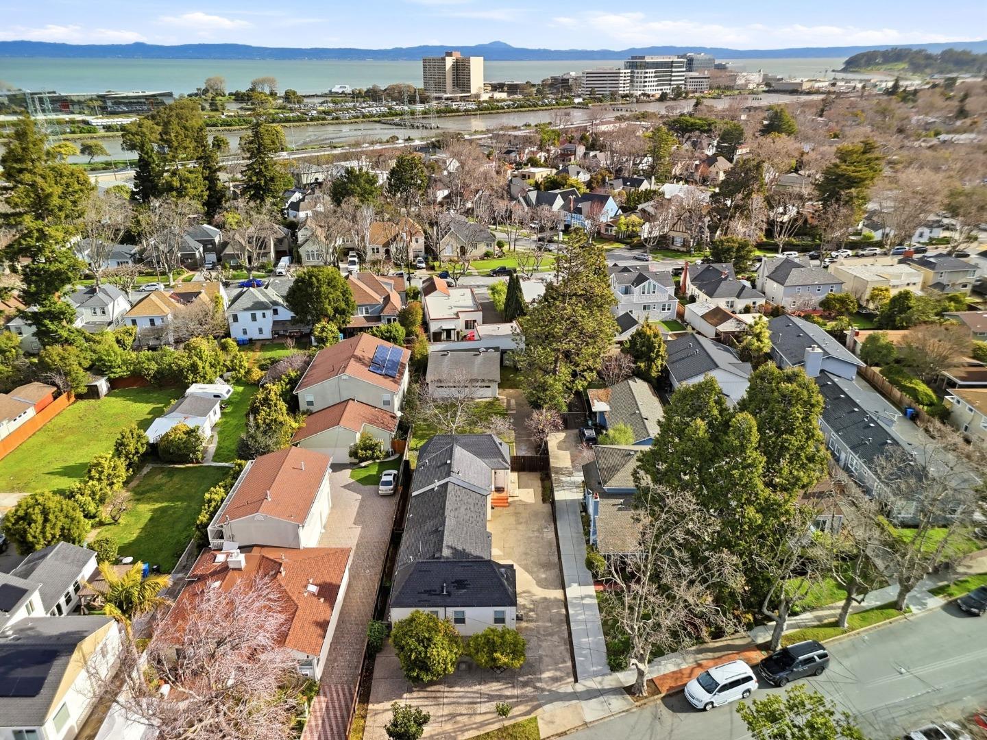 Detail Gallery Image 56 of 57 For 728 Laurel Ave, Burlingame,  CA 94010 - – Beds | – Baths