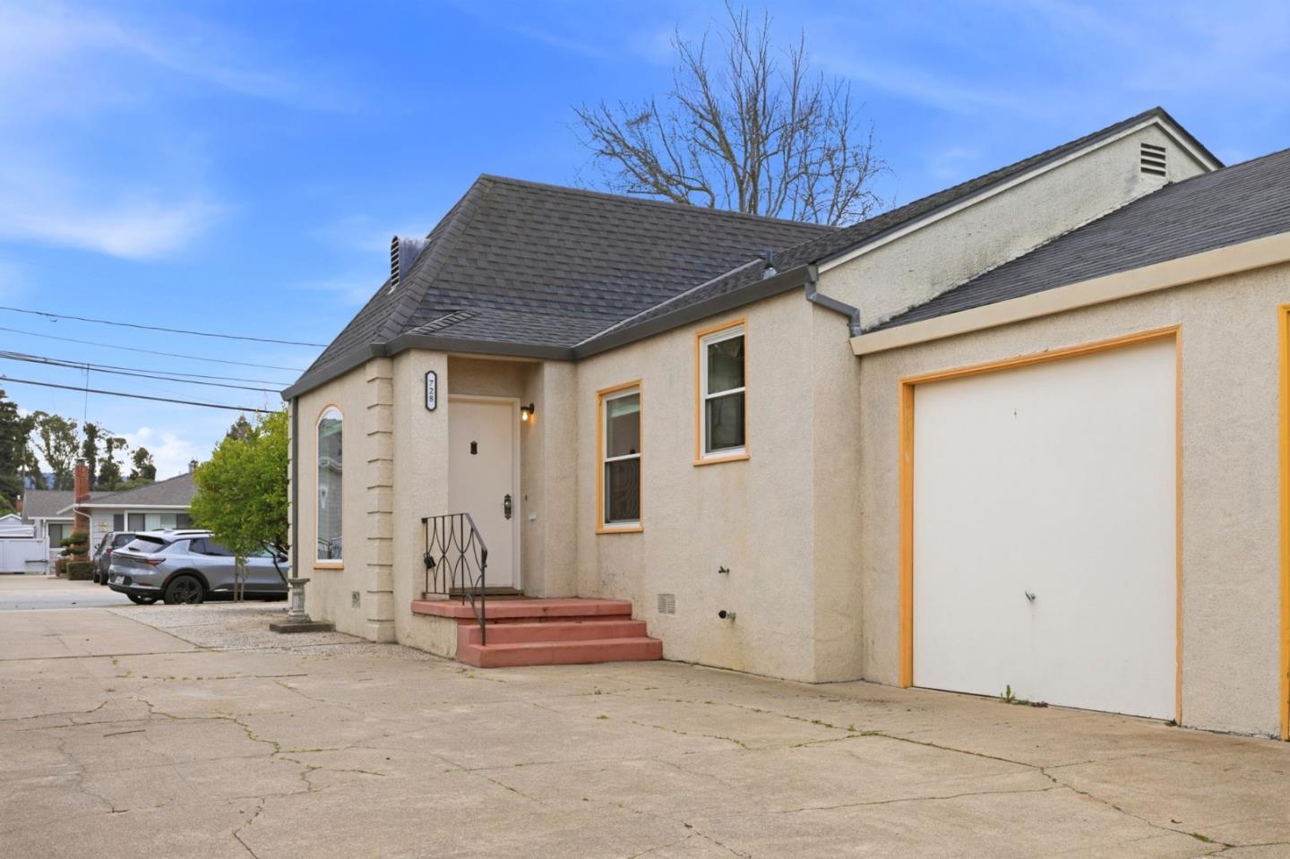 Detail Gallery Image 6 of 57 For 728 Laurel Ave, Burlingame,  CA 94010 - – Beds | – Baths