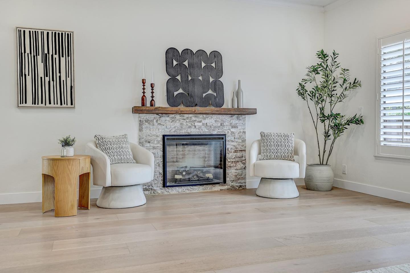 Photo #6: ML82036452 Listing: Photo #6