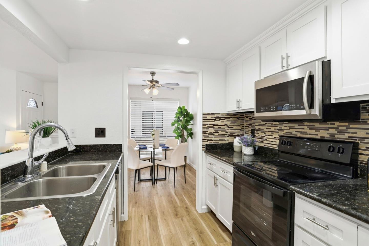 Detail Gallery Image 13 of 36 For 3819 7 Trees Blvd #303,  San Jose,  CA 95111 - 2 Beds | 2 Baths