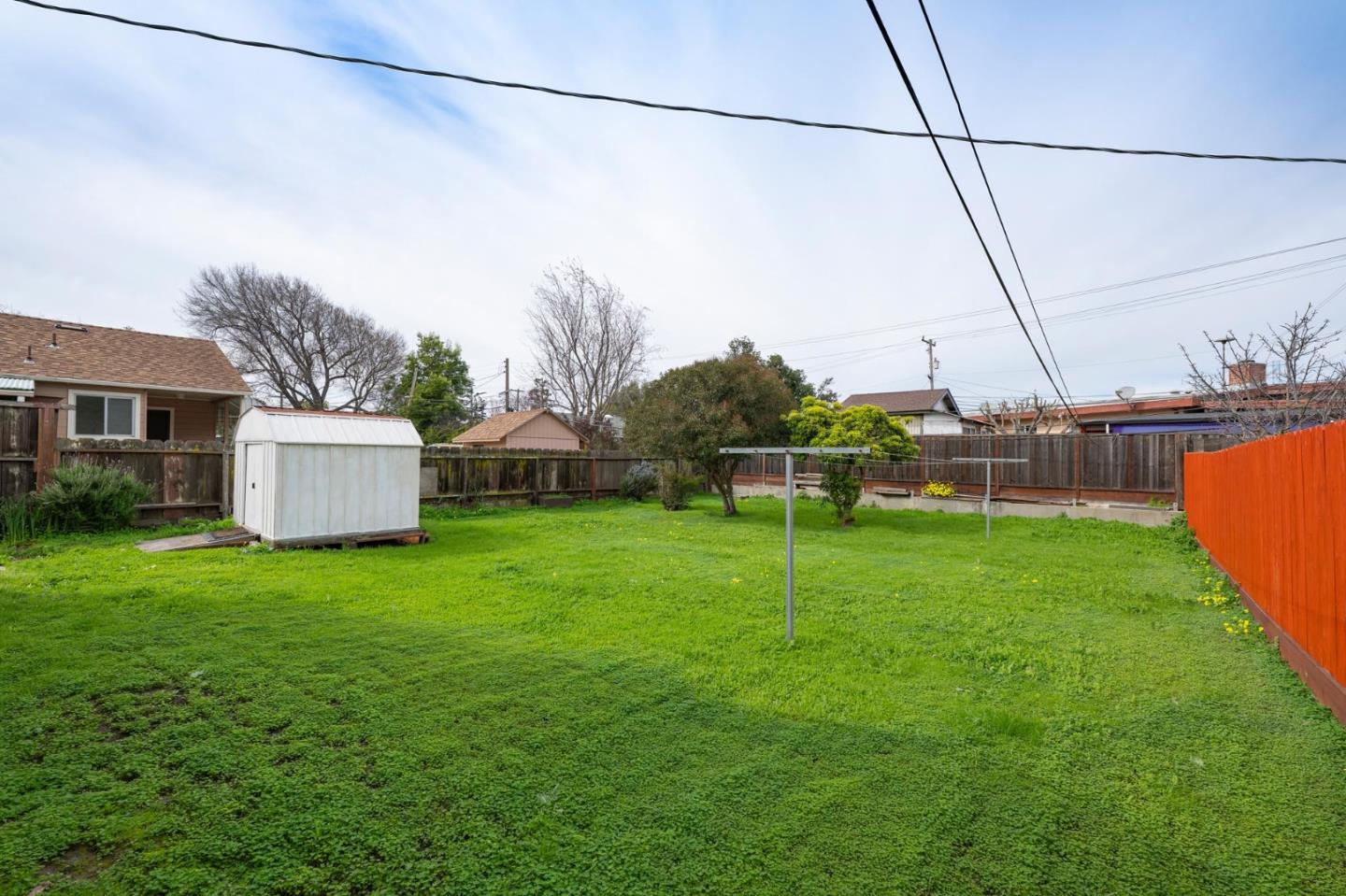Detail Gallery Image 11 of 16 For 1729 Cypress Ave, San Mateo,  CA 94401 - 2 Beds | 1 Baths