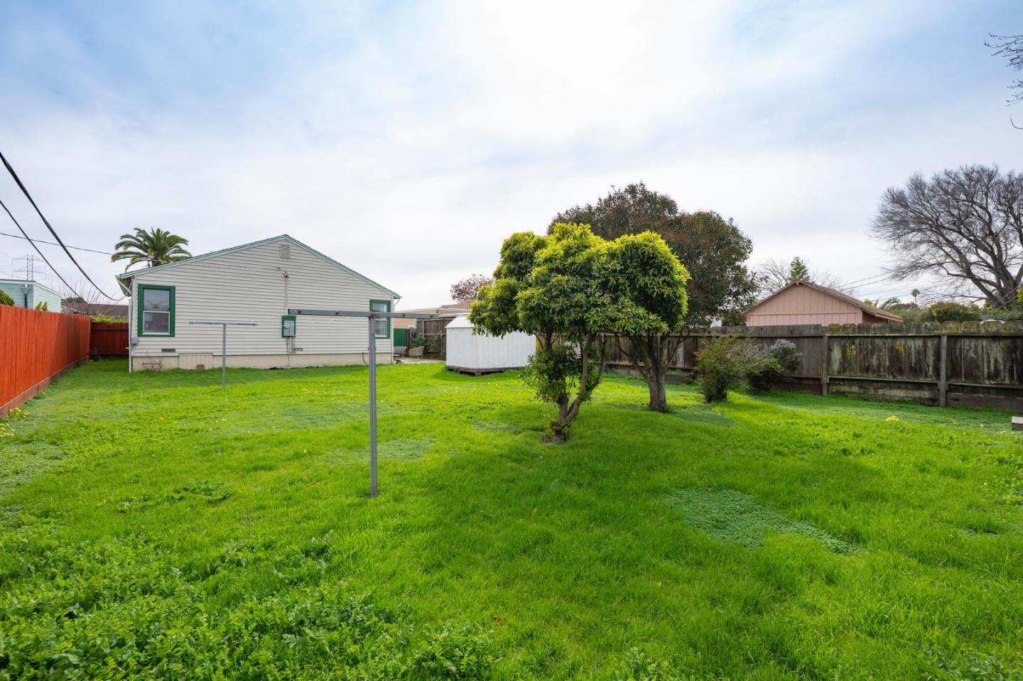 Detail Gallery Image 12 of 16 For 1729 Cypress Ave, San Mateo,  CA 94401 - 2 Beds | 1 Baths