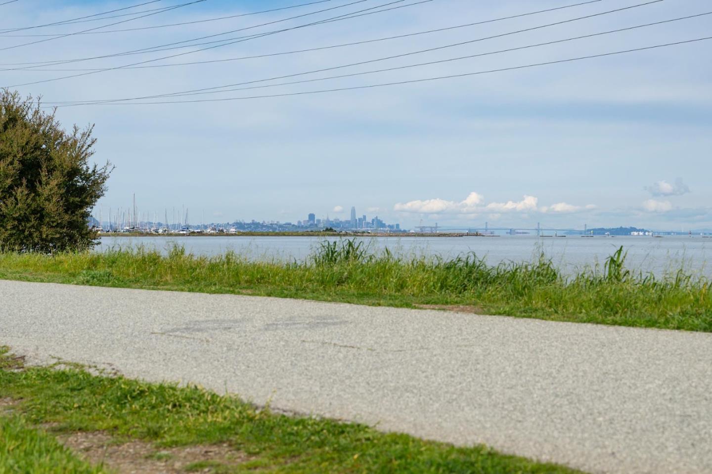 Detail Gallery Image 16 of 16 For 1729 Cypress Ave, San Mateo,  CA 94401 - 2 Beds | 1 Baths