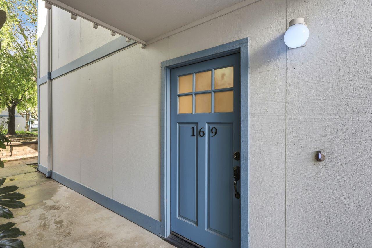 Detail Gallery Image 4 of 25 For 1925 46th Ave #169,  Capitola,  CA 95010 - 2 Beds | 1/1 Baths