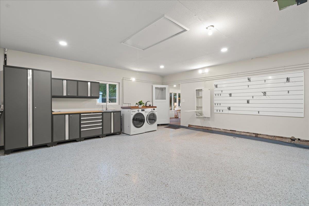 Detail Gallery Image 29 of 52 For 1607 Grace Ave, San Jose,  CA 95125 - 4 Beds | 2 Baths