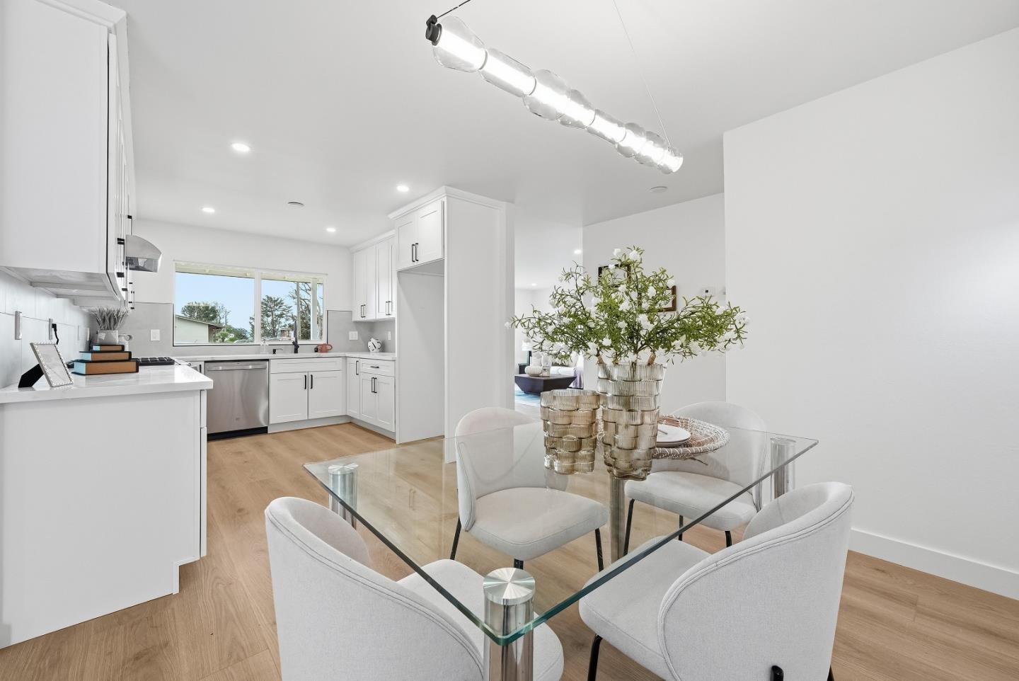 Detail Gallery Image 14 of 38 For 444 Gridley St, San Jose,  CA 95127 - 4 Beds | 2 Baths