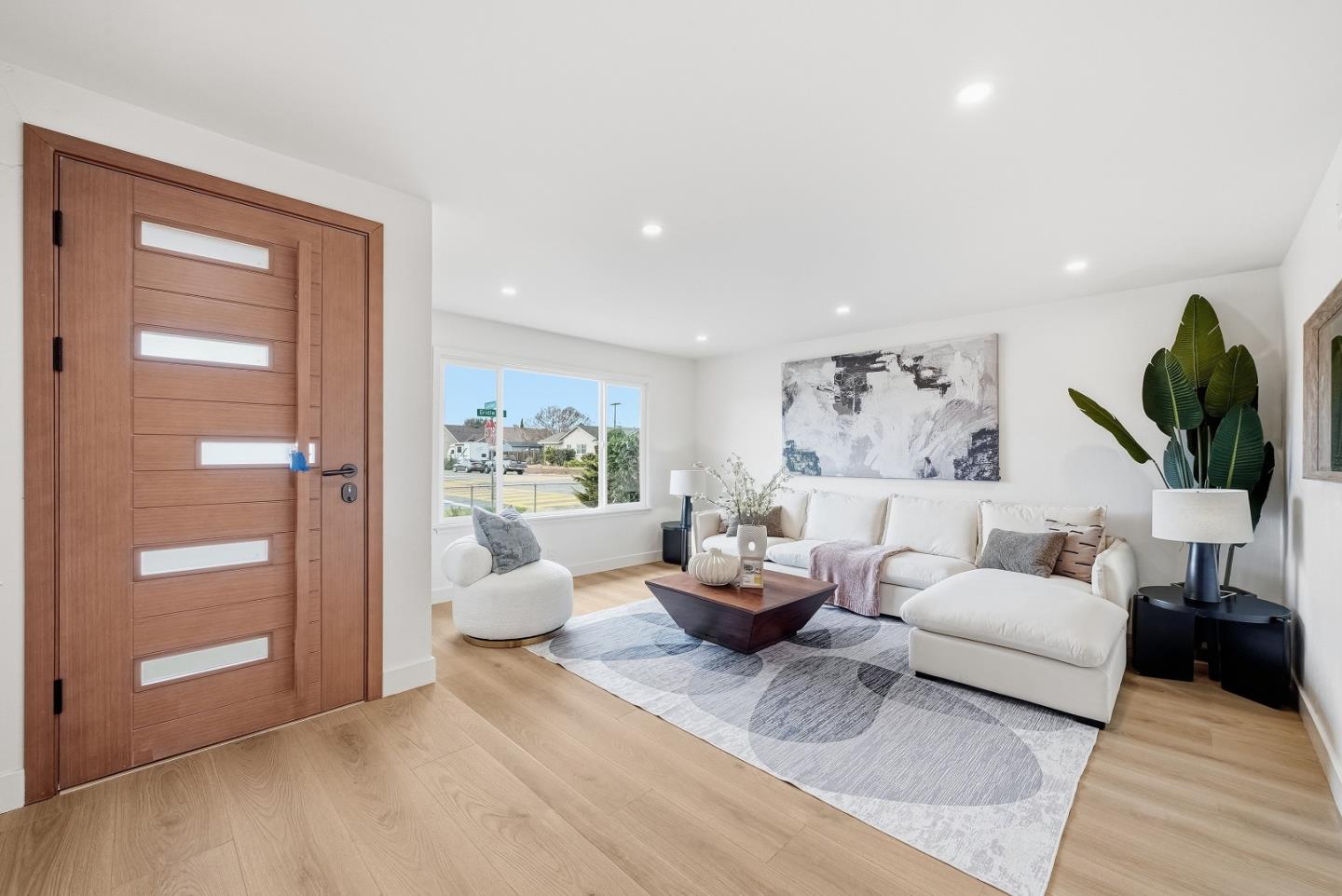 Detail Gallery Image 4 of 38 For 444 Gridley St, San Jose,  CA 95127 - 4 Beds | 2 Baths