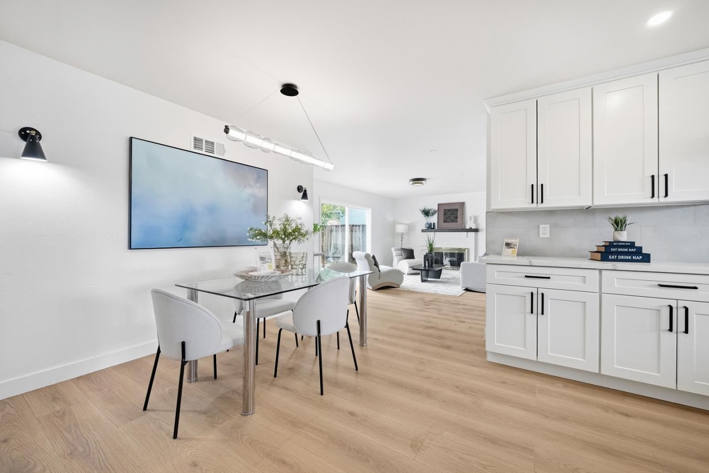 Detail Gallery Image 8 of 38 For 444 Gridley St, San Jose,  CA 95127 - 4 Beds | 2 Baths