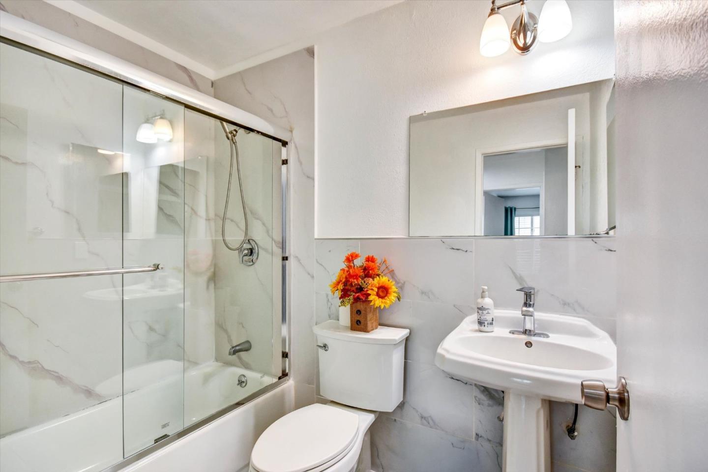 Detail Gallery Image 13 of 25 For 1262 Turtlerock Dr, San Jose,  CA 95122 - 4 Beds | 2 Baths