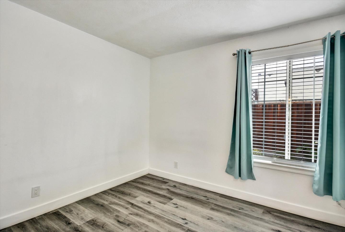 Detail Gallery Image 14 of 25 For 1262 Turtlerock Dr, San Jose,  CA 95122 - 4 Beds | 2 Baths