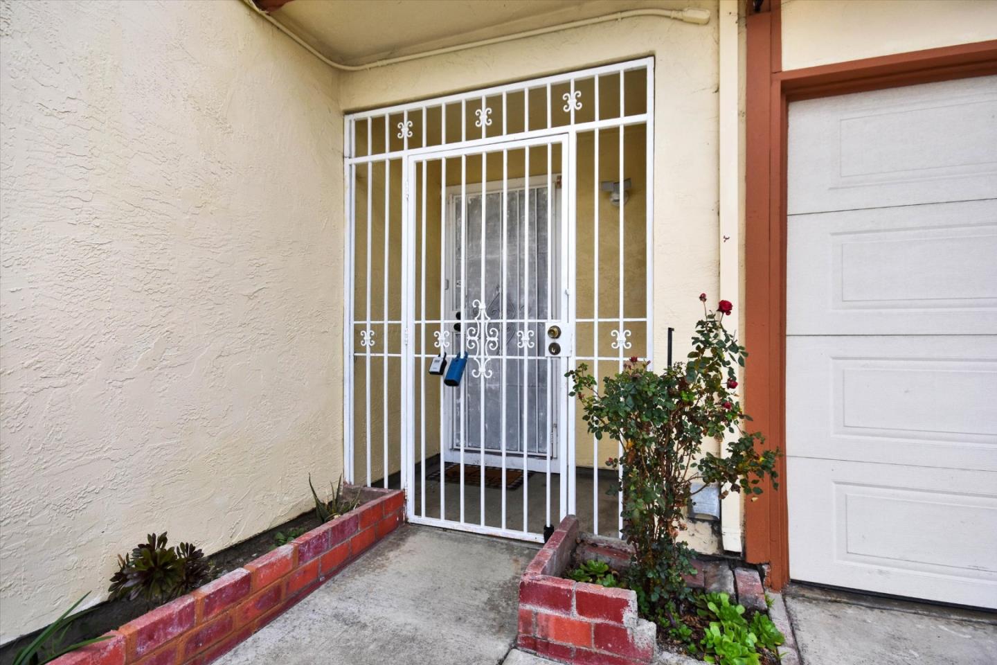 Detail Gallery Image 2 of 25 For 1262 Turtlerock Dr, San Jose,  CA 95122 - 4 Beds | 2 Baths