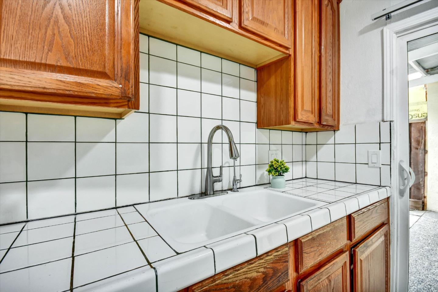 Detail Gallery Image 7 of 25 For 1262 Turtlerock Dr, San Jose,  CA 95122 - 4 Beds | 2 Baths