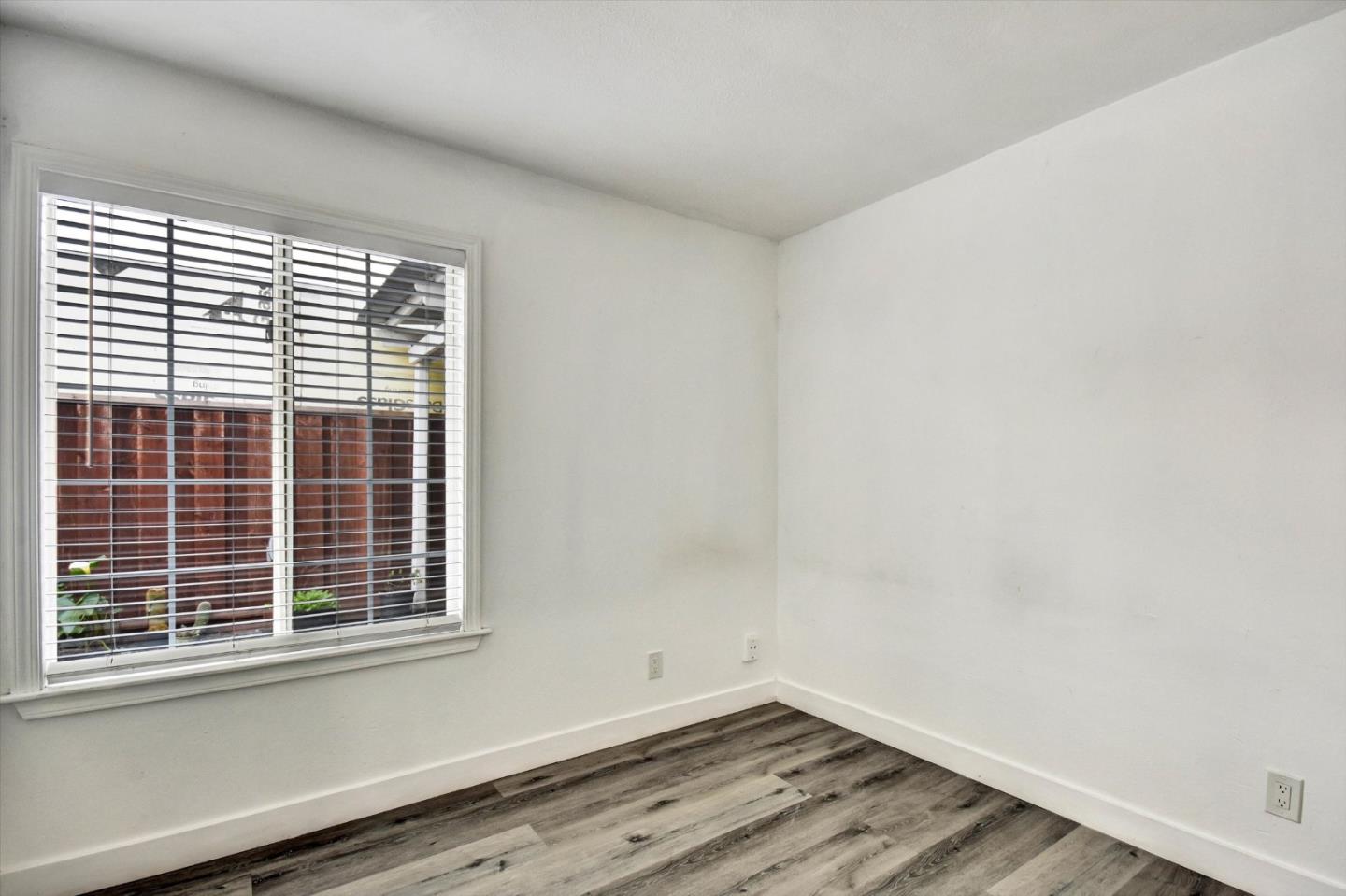 Detail Gallery Image 9 of 25 For 1262 Turtlerock Dr, San Jose,  CA 95122 - 4 Beds | 2 Baths