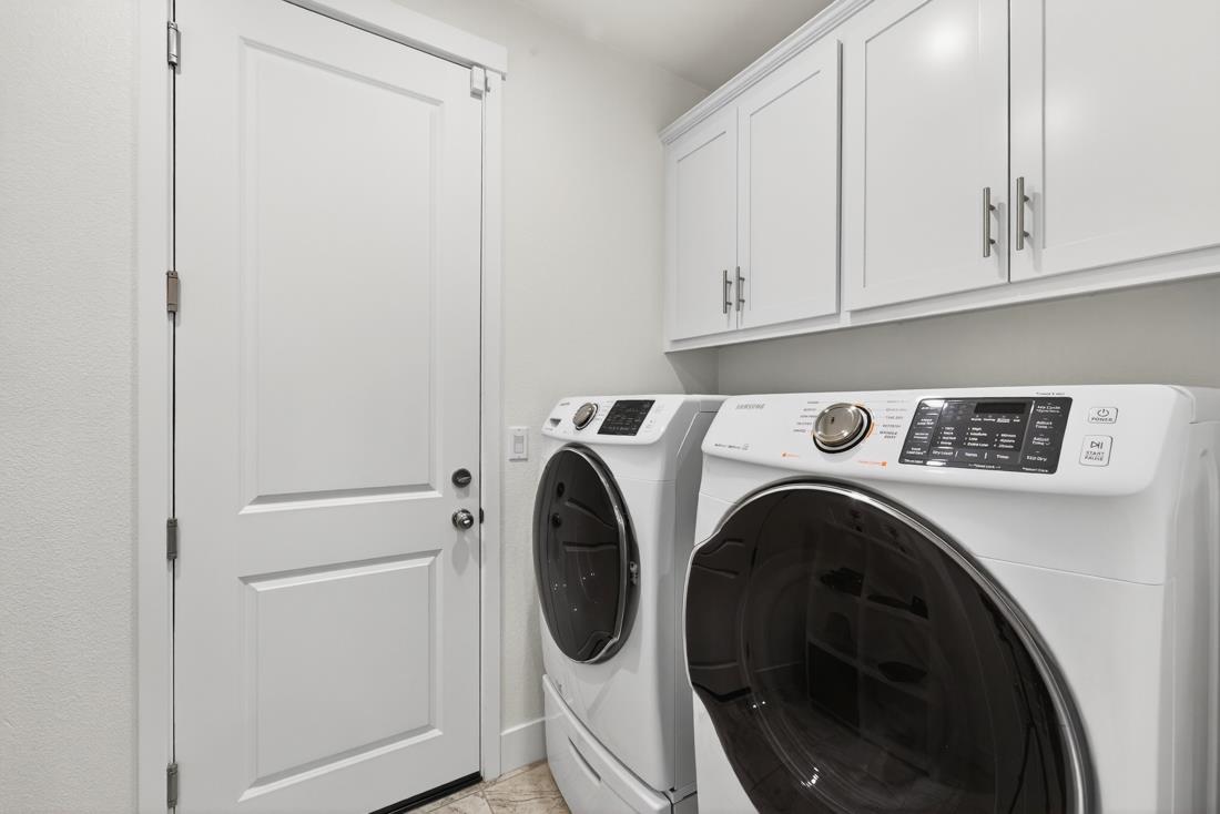 Detail Gallery Image 12 of 47 For 1650 Clover Ct, Hollister,  CA 95023 - 3 Beds | 2/1 Baths