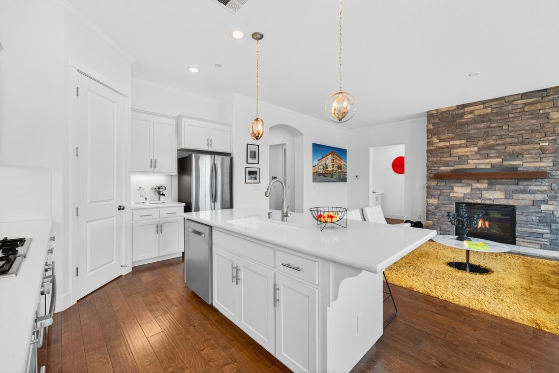 Detail Gallery Image 16 of 47 For 1650 Clover Ct, Hollister,  CA 95023 - 3 Beds | 2/1 Baths