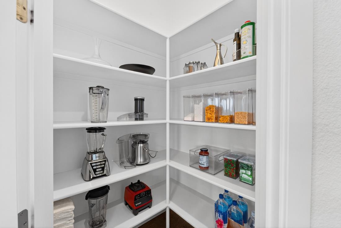 Detail Gallery Image 20 of 47 For 1650 Clover Ct, Hollister,  CA 95023 - 3 Beds | 2/1 Baths